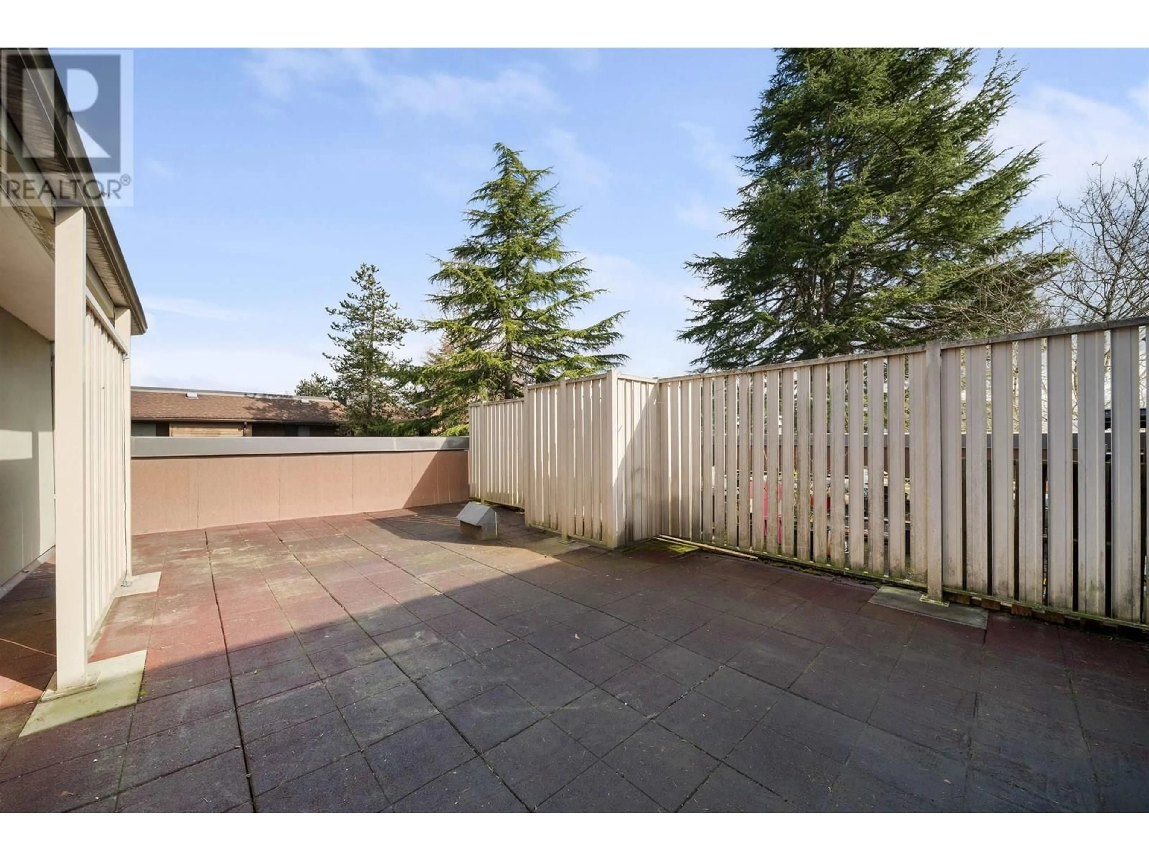 Patio, street for 305 - 7511 MINORU BOULEVARD, Richmond British Columbia V6Y1Z3