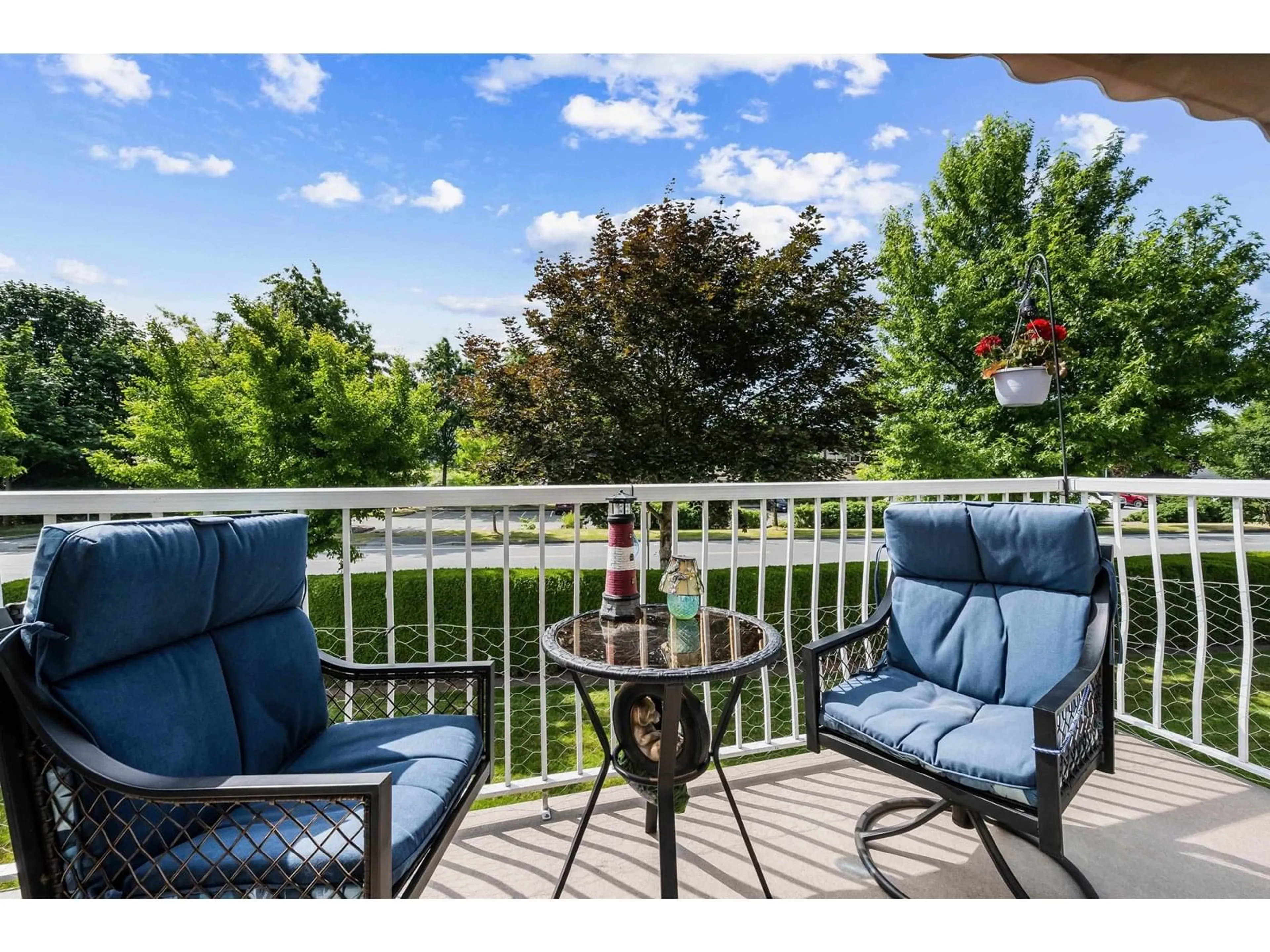 Patio, water/lake/river/ocean view for 24 - 46350 CESSNA DRIVE, Chilliwack British Columbia V2P7W3