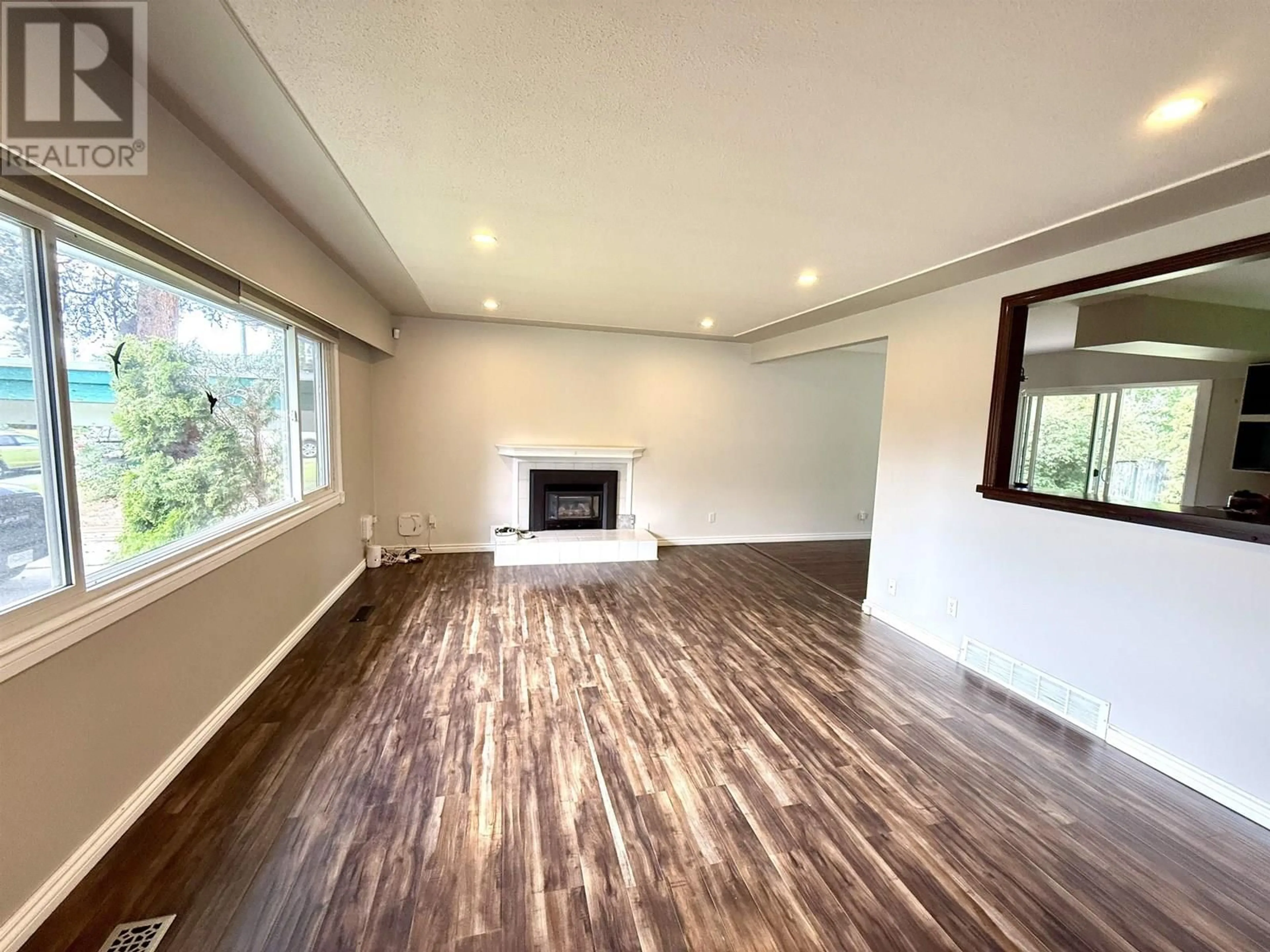 A pic of a room for 156 DOUGLAS STREET, Prince George British Columbia V2M2L8