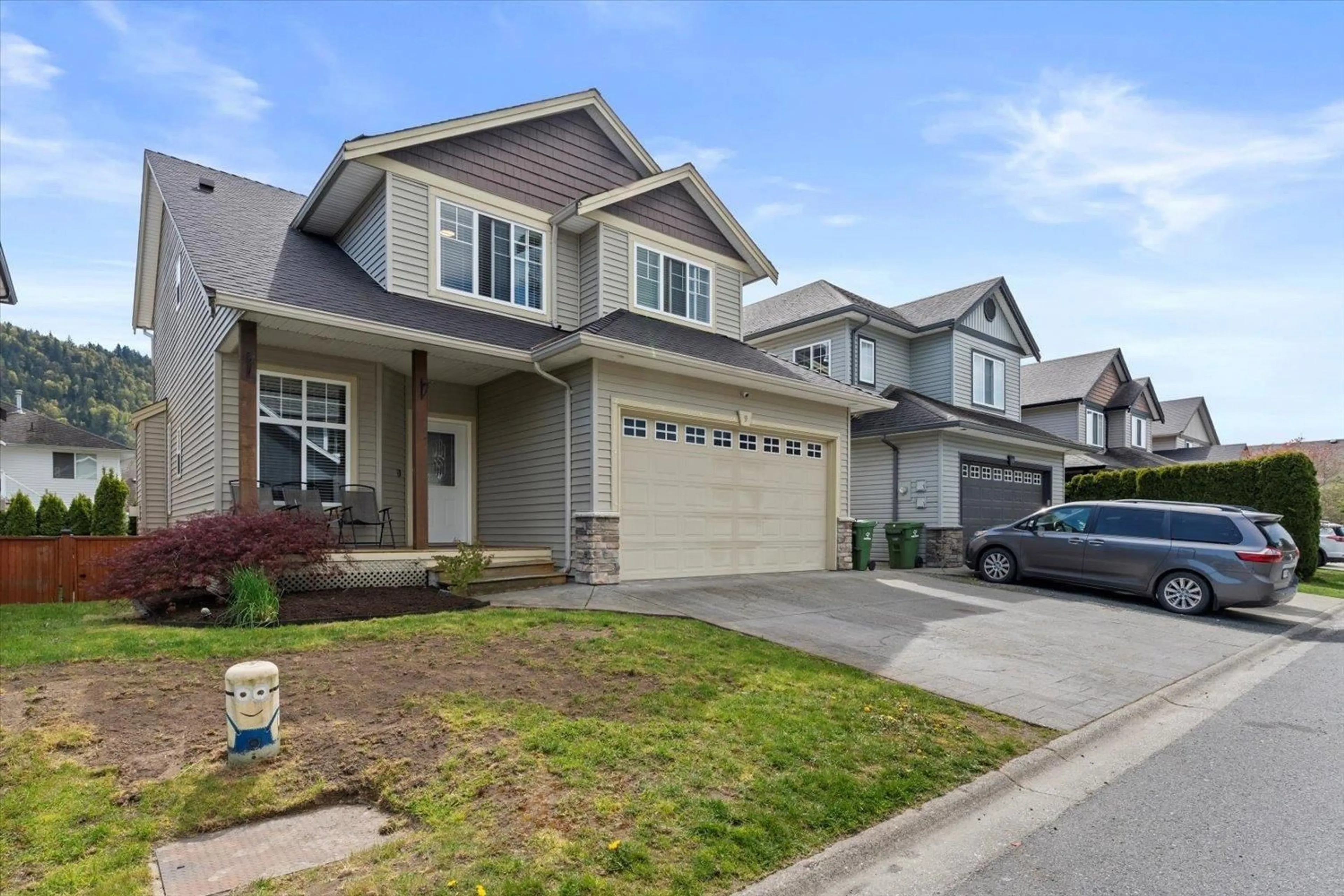 Home with vinyl exterior material, street for 9 - 5545 PEACH ROAD, Chilliwack British Columbia V2R5Y5