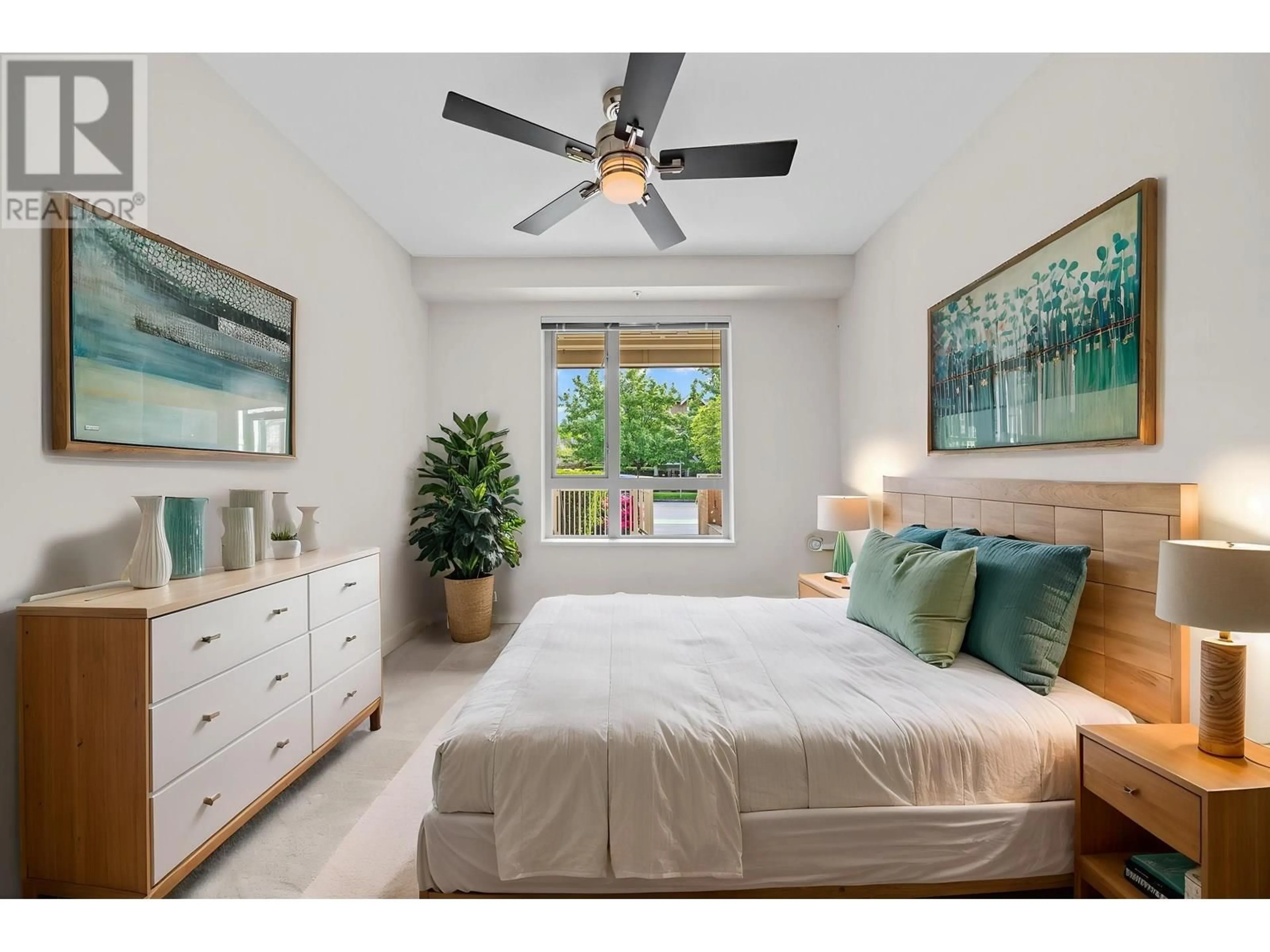 Bedroom with bed, unknown for 101 - 2665 MOUNTAIN HIGHWAY, North Vancouver British Columbia V7J0A8