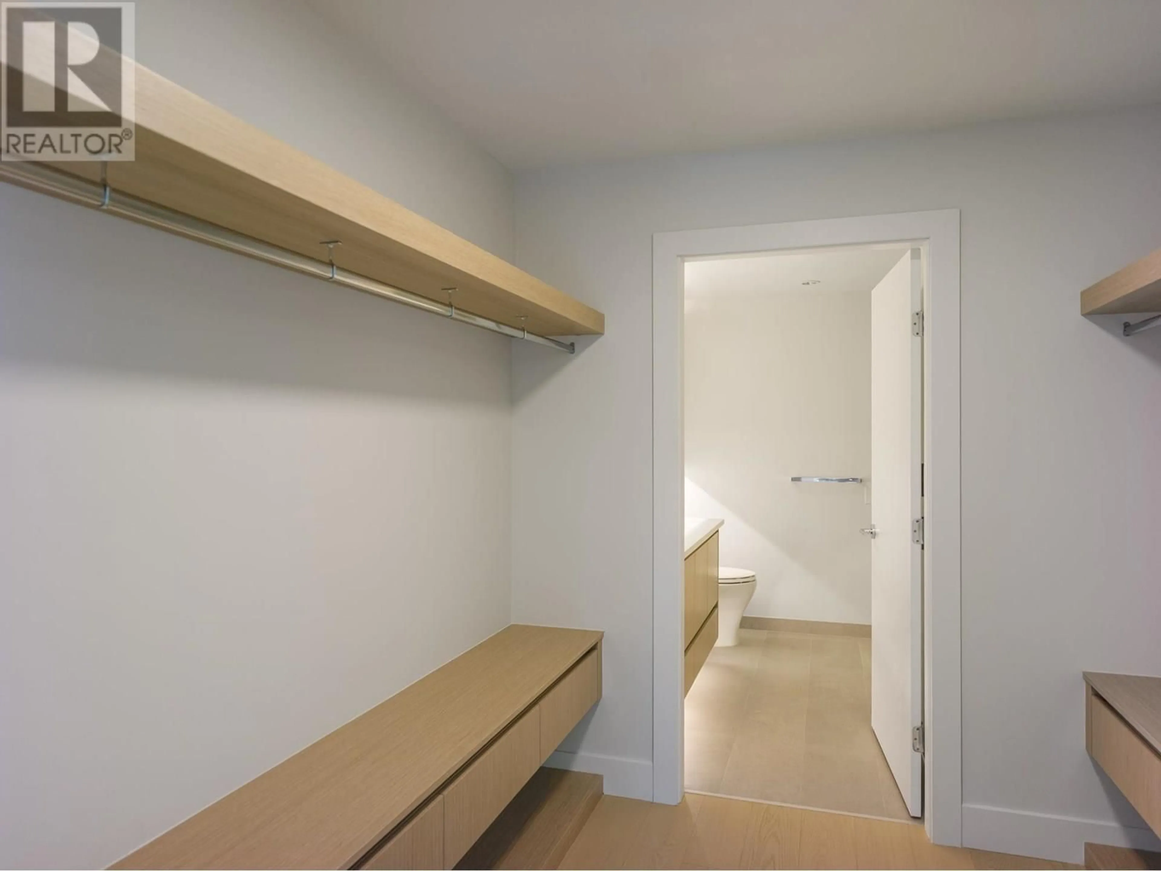 Storage room or clothes room or walk-in closet for 202 - 3636 39TH AVENUE, Vancouver British Columbia V6N0E8