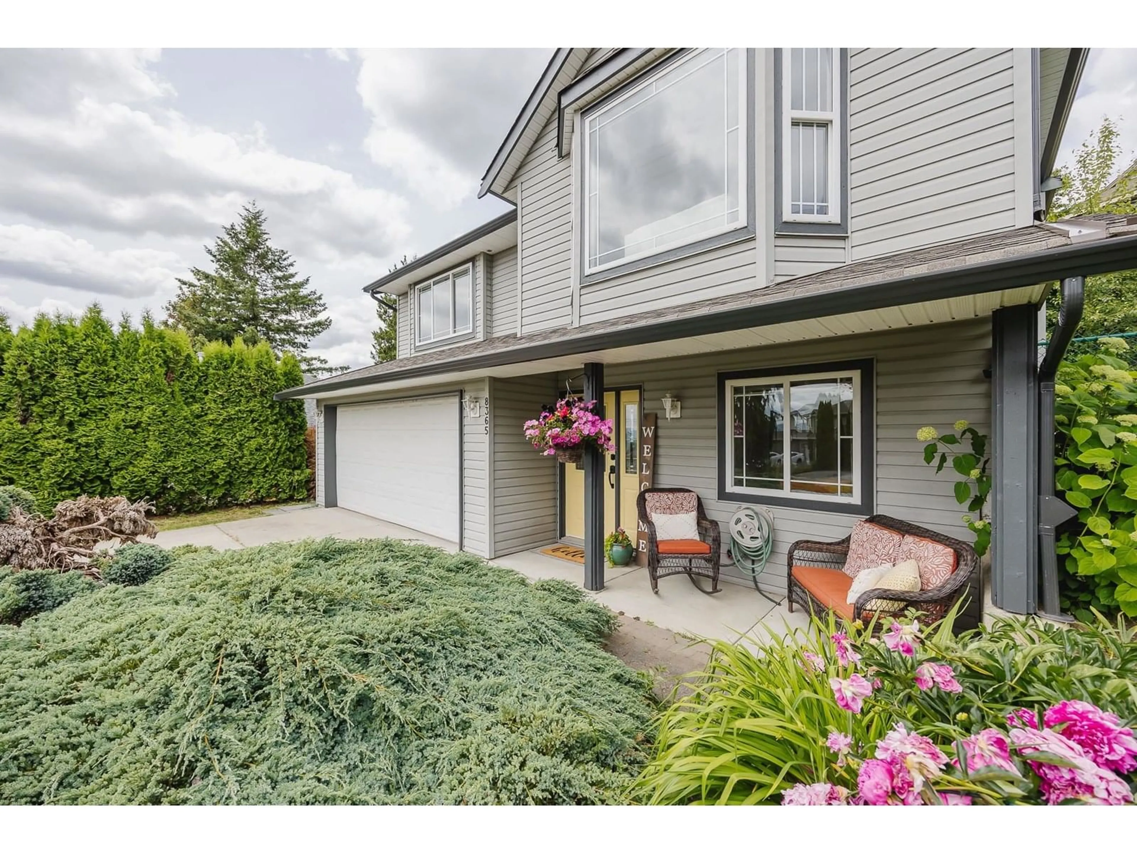Patio, street for 8365 CLERIHUE, Mission British Columbia V2V7A1