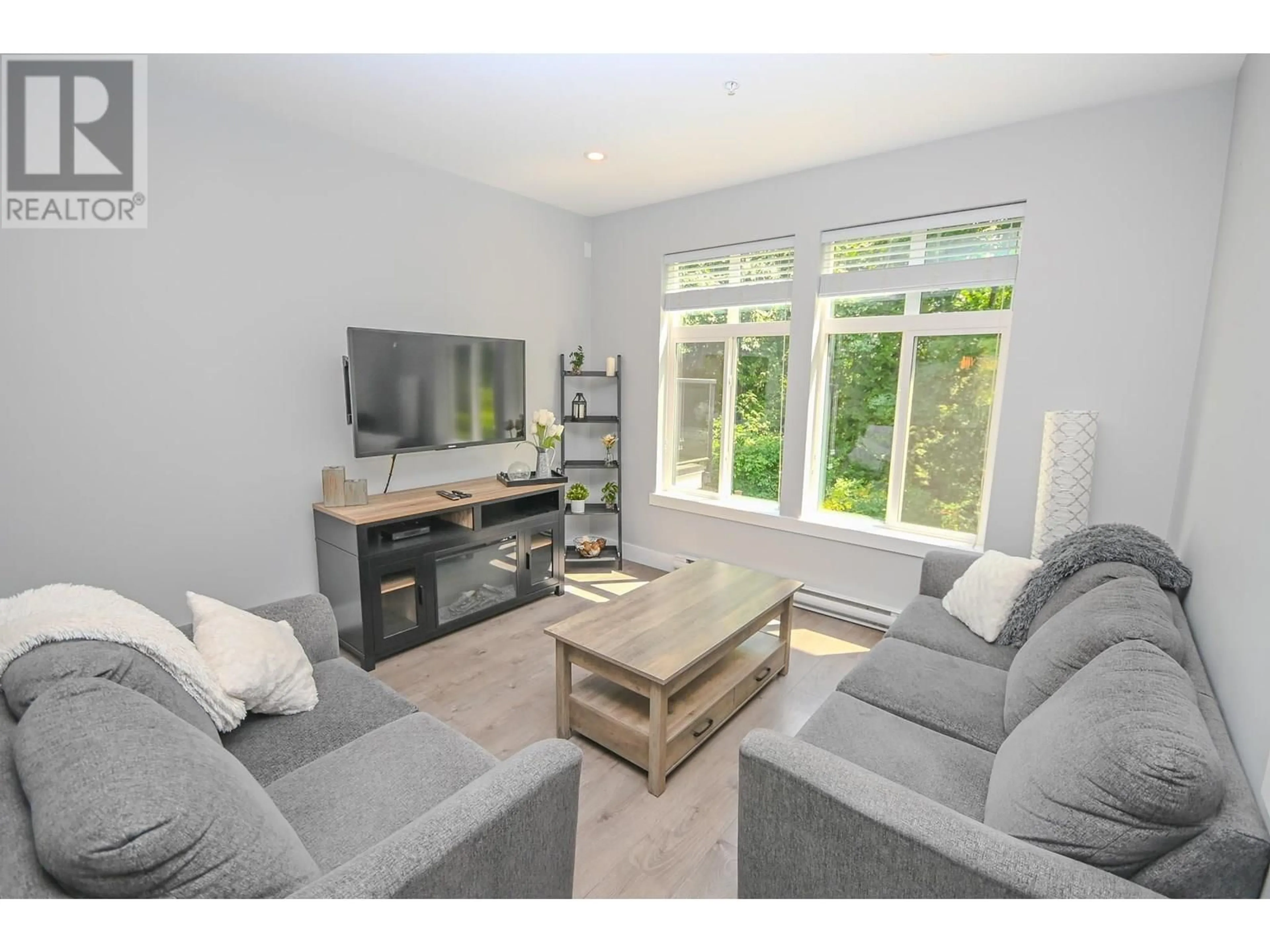 Living room with furniture, unknown for 51 - 24108 104 AVENUE AVENUE, Maple Ridge British Columbia V2W1J2