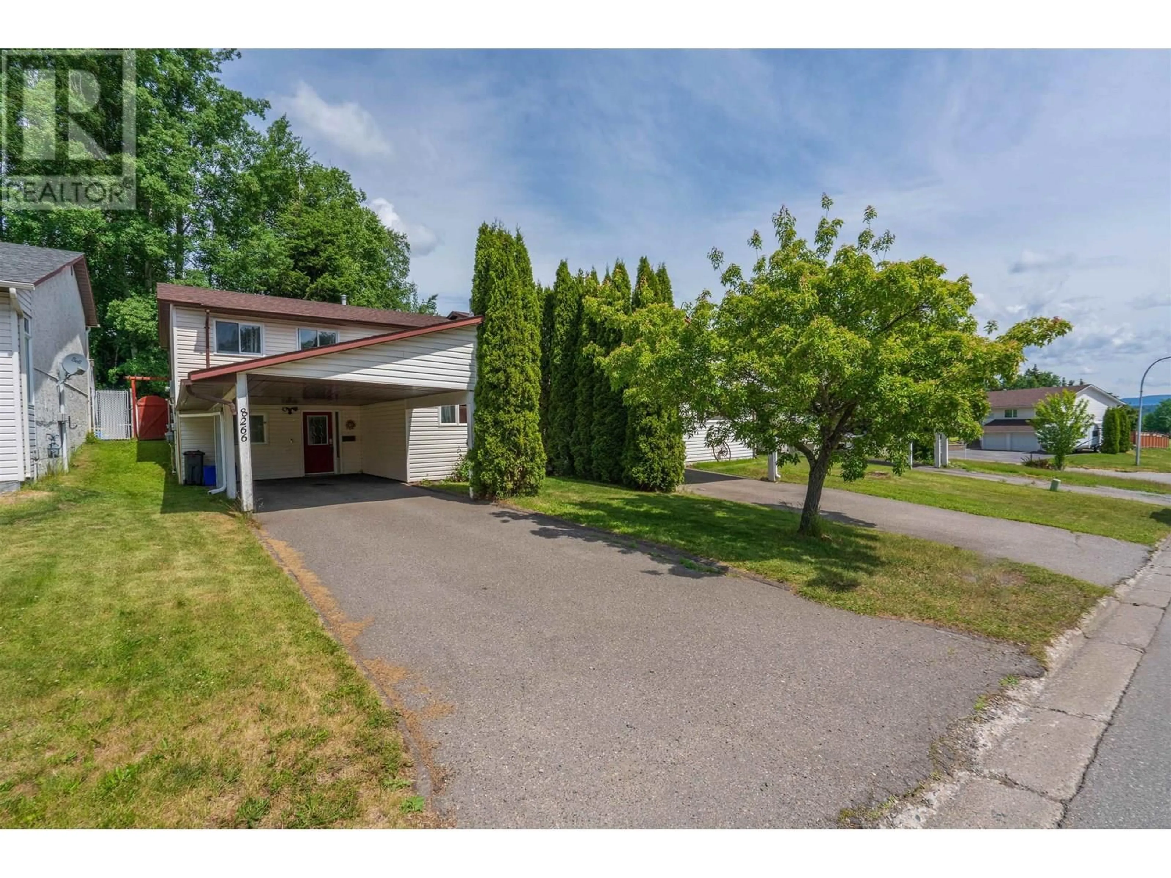 Unknown for 8266 ST LAWRENCE AVENUE, Prince George British Columbia V2N4K8