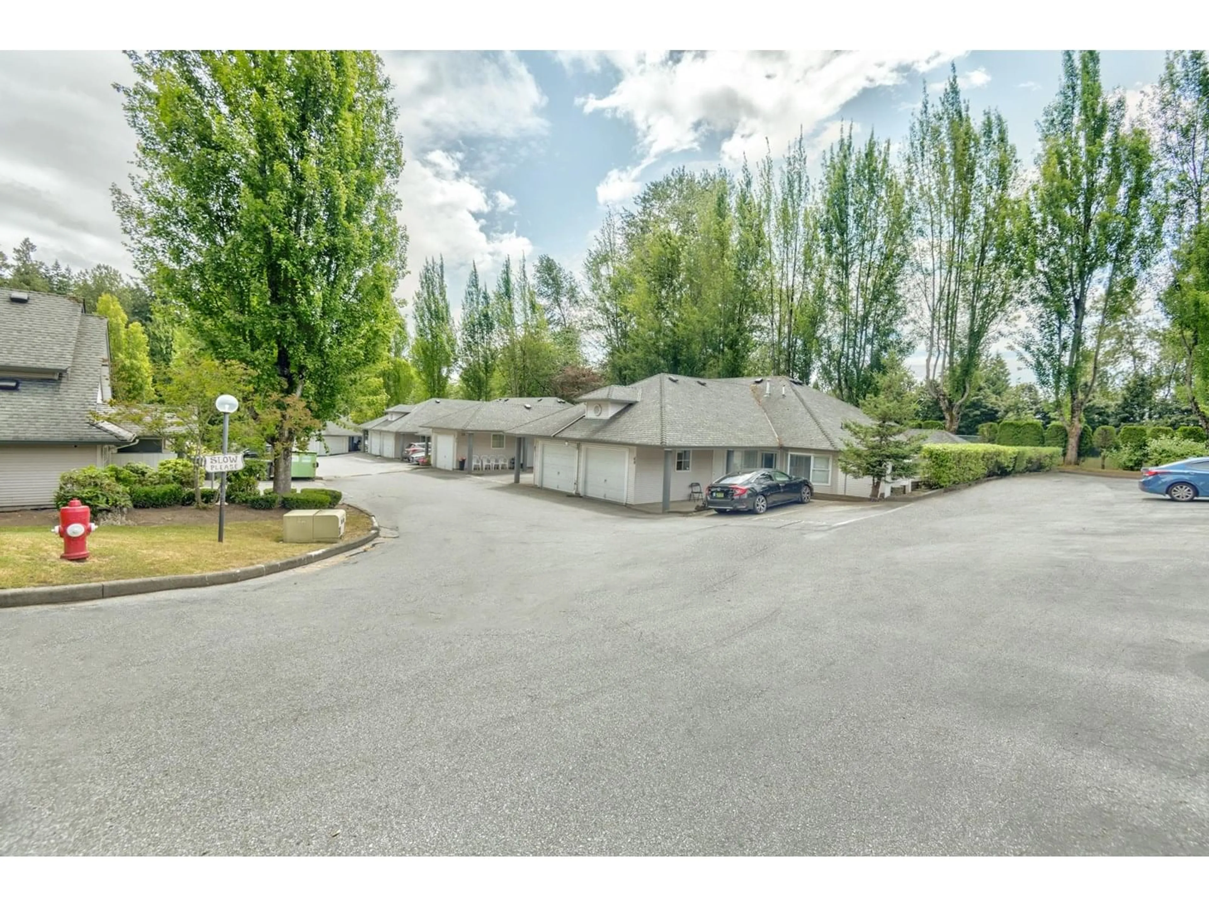 A pic from outside/outdoor area/front of a property/back of a property/a pic from drone, unknown for 47 - 9088 HOLT, Surrey British Columbia V3V4H3