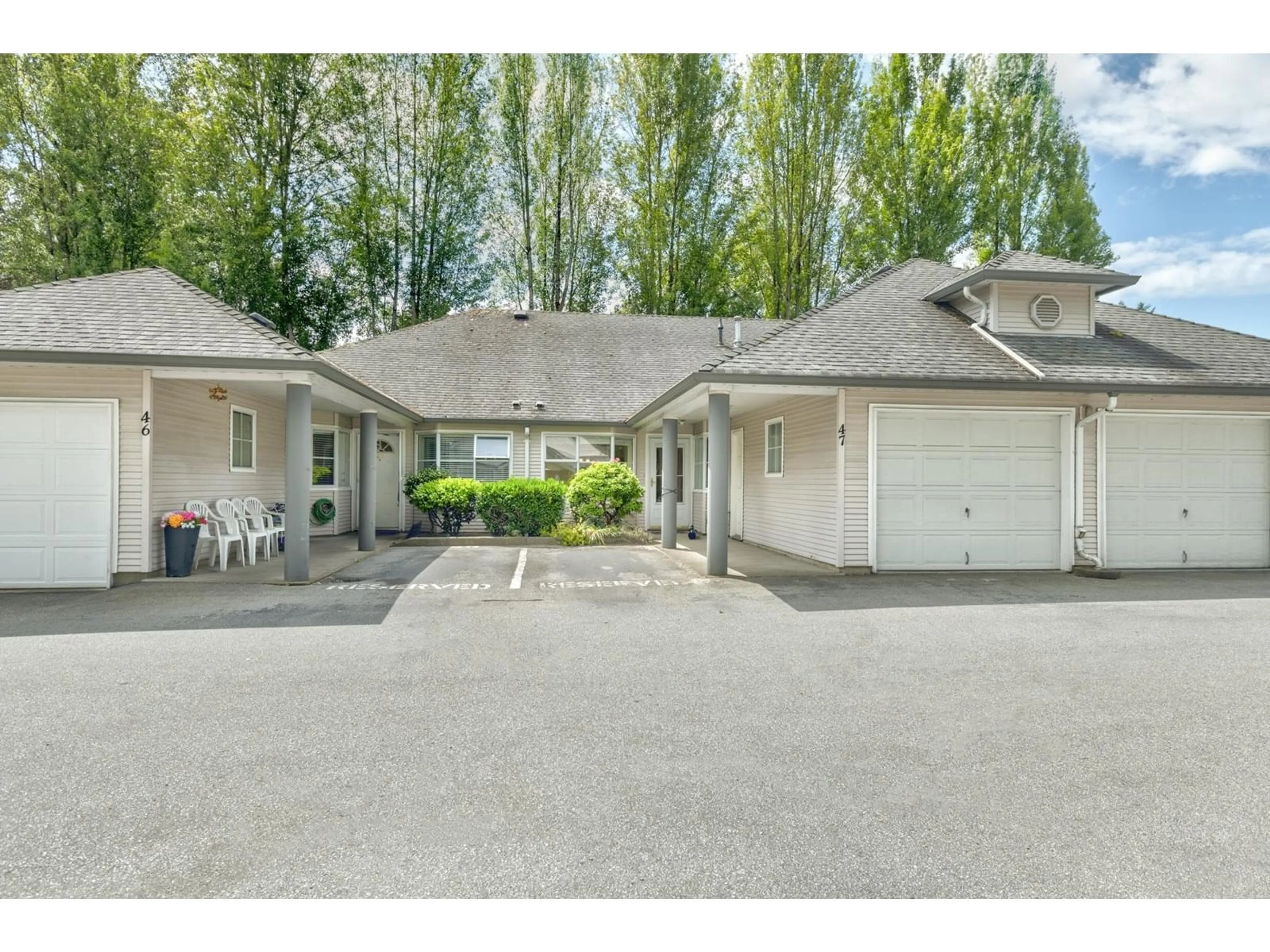 Unknown for 47 - 9088 HOLT, Surrey British Columbia V3V4H3