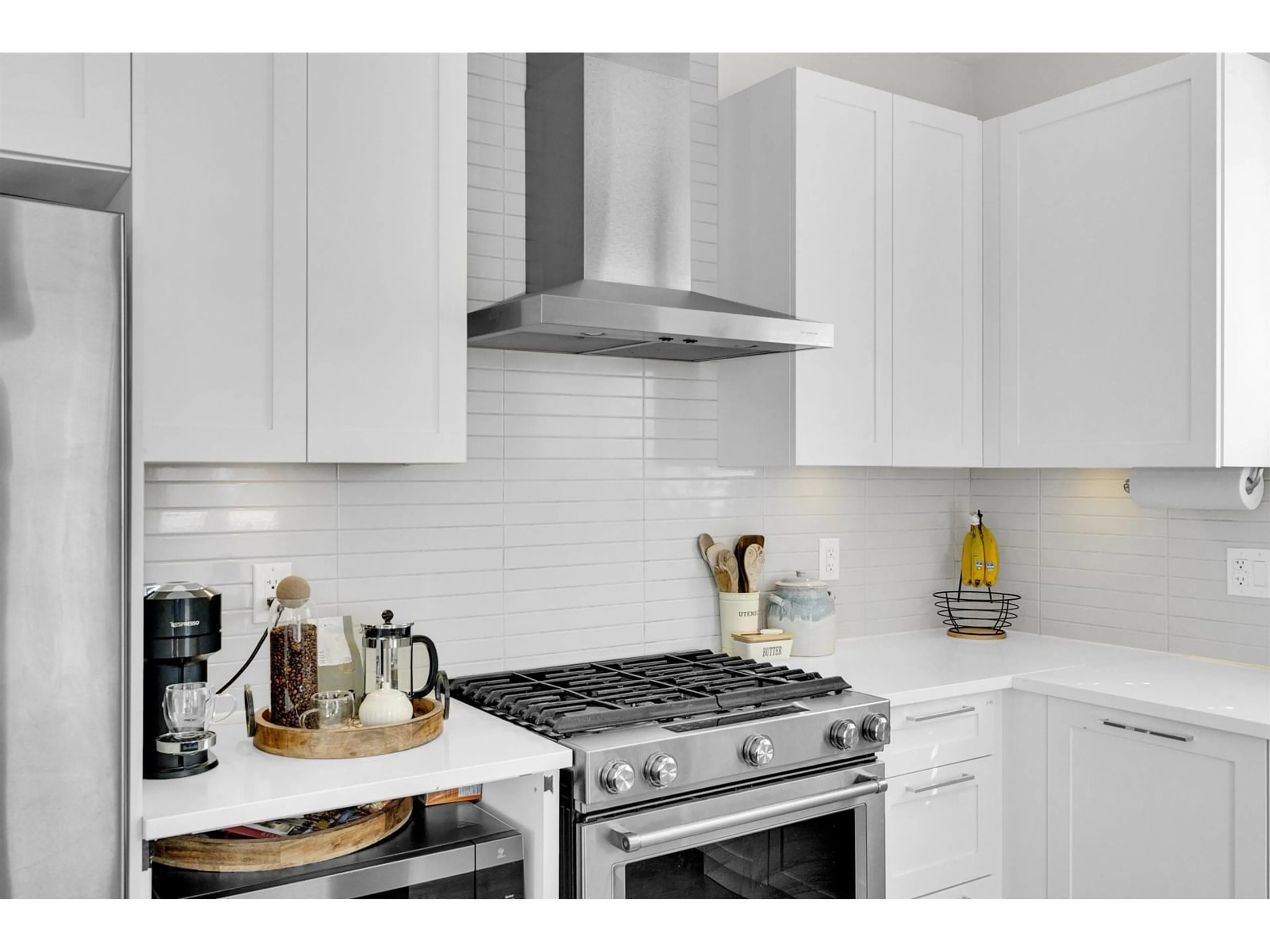 Contemporary kitchen, ceramic/tile floor for 21 - 20451 84, Langley British Columbia V2Y0X5