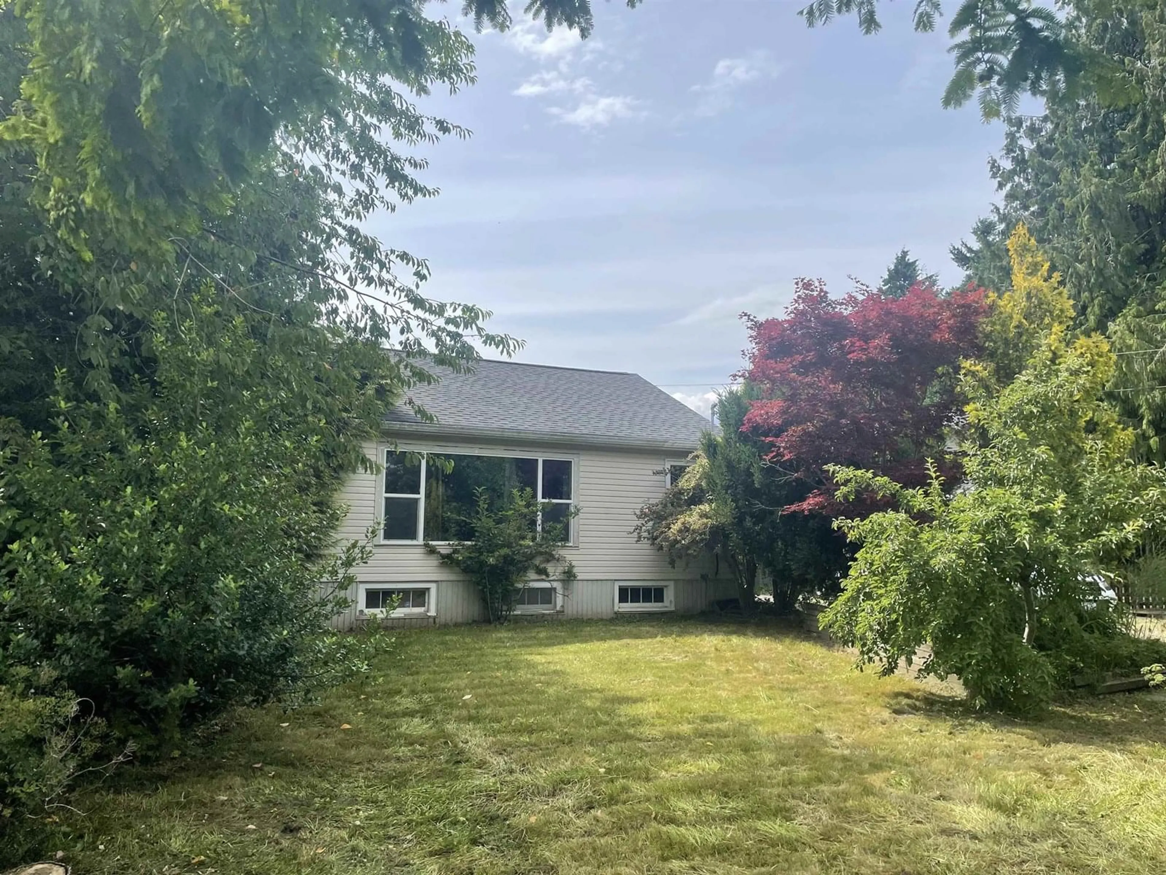 A pic from outside/outdoor area/front of a property/back of a property/a pic from drone, unknown for 9419 MCNAUGHT ROAD, Chilliwack British Columbia V2P6E7