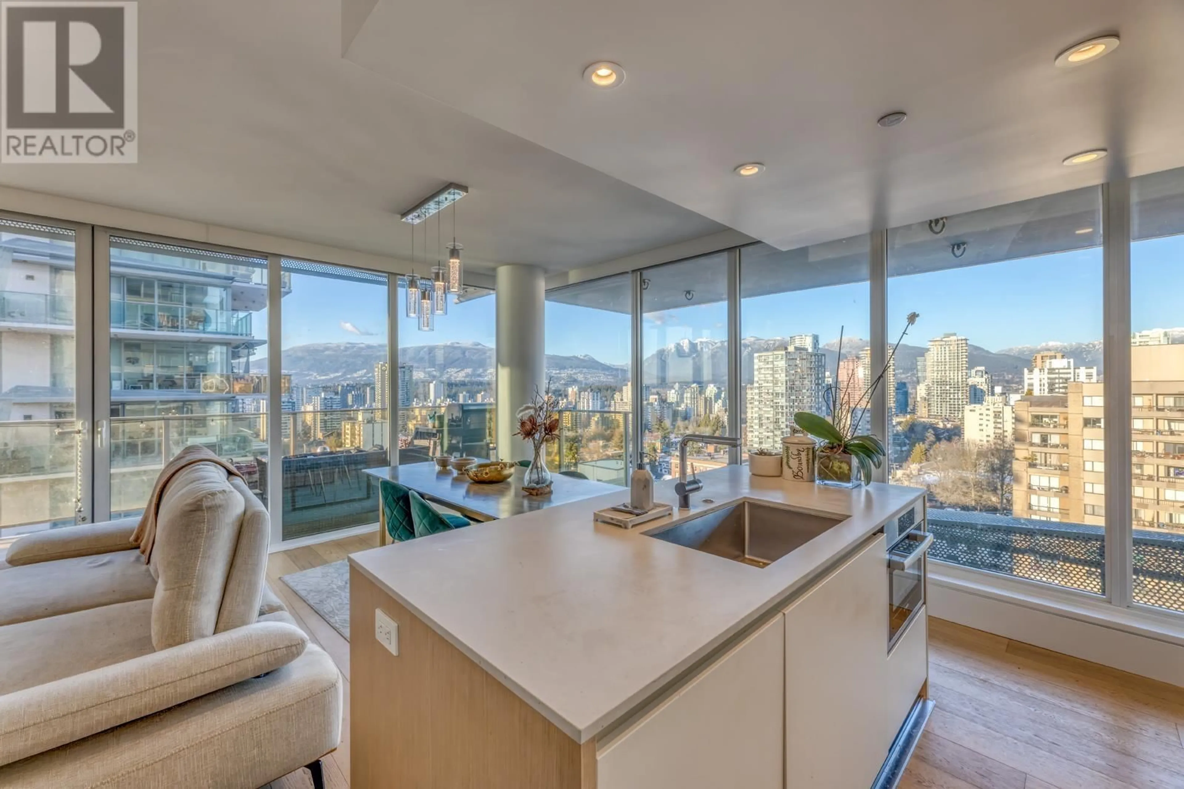 Open concept kitchen, unknown for 1401 - 1365 DAVIE STREET, Vancouver British Columbia V6E1N5