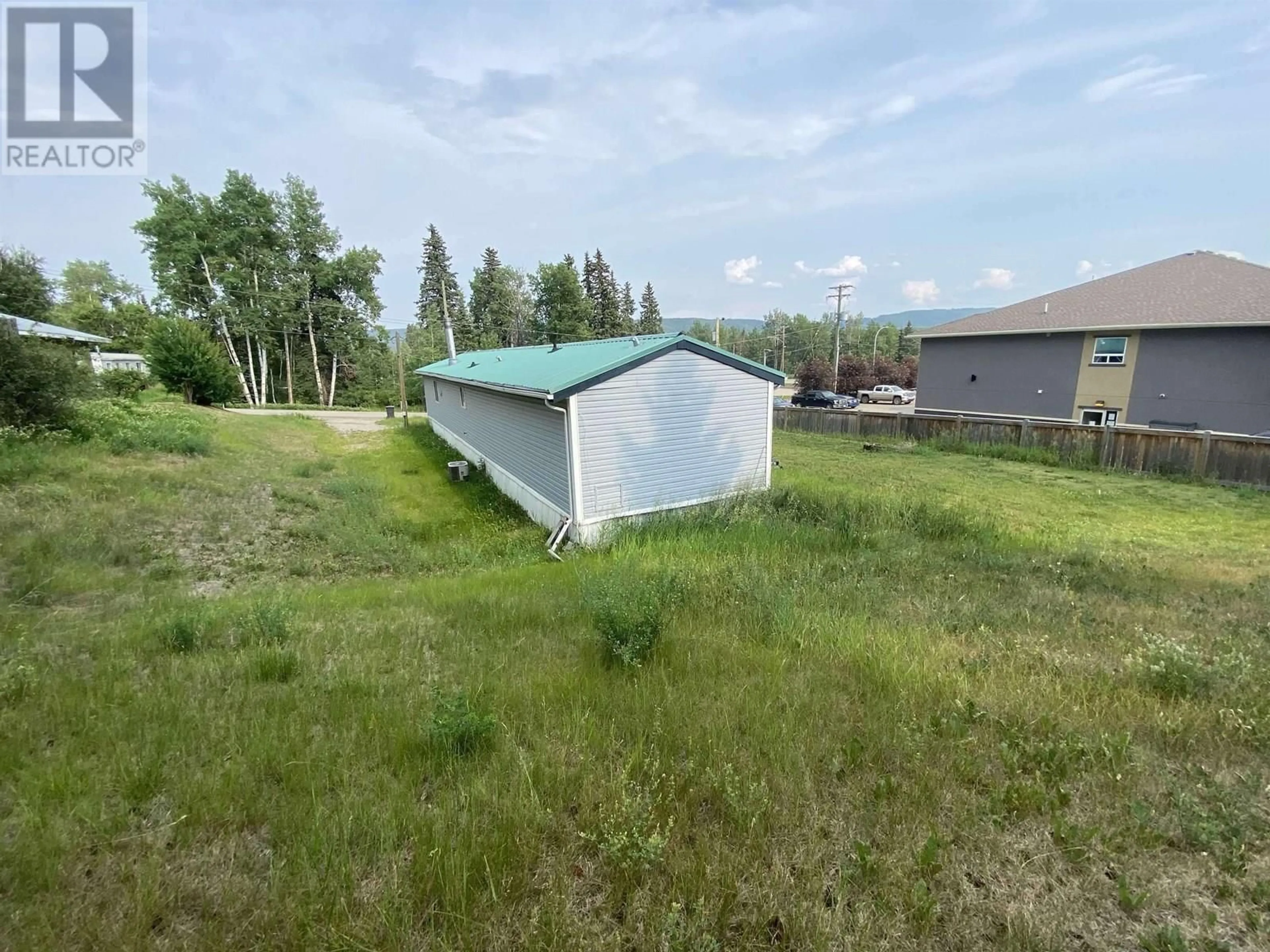 Shed for 10704 LEARMONTH STREET, Hudsons Hope British Columbia V0C1V0