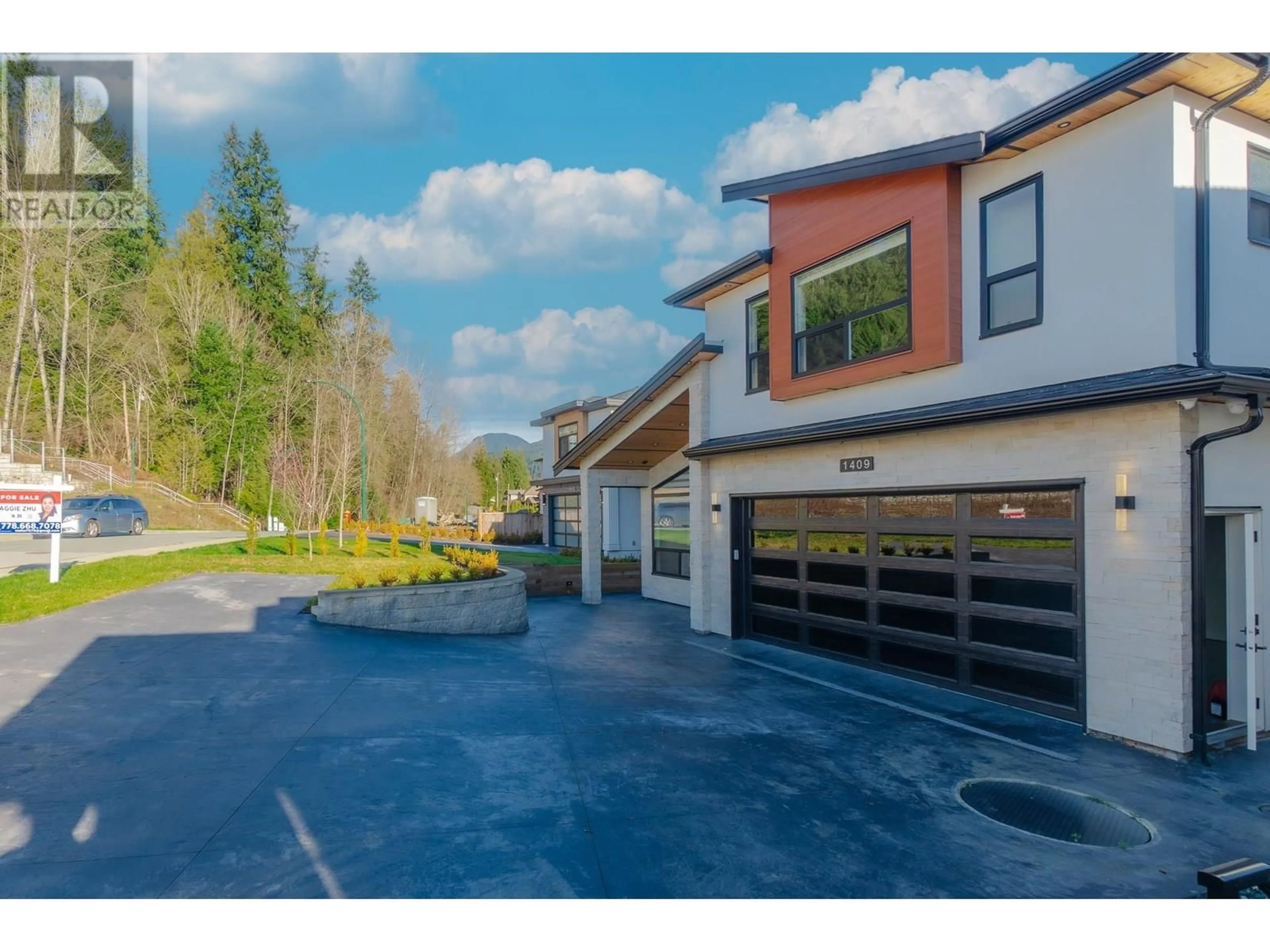 Indoor garage for 1409 PIPELINE PLACE, Coquitlam British Columbia V3E2X1