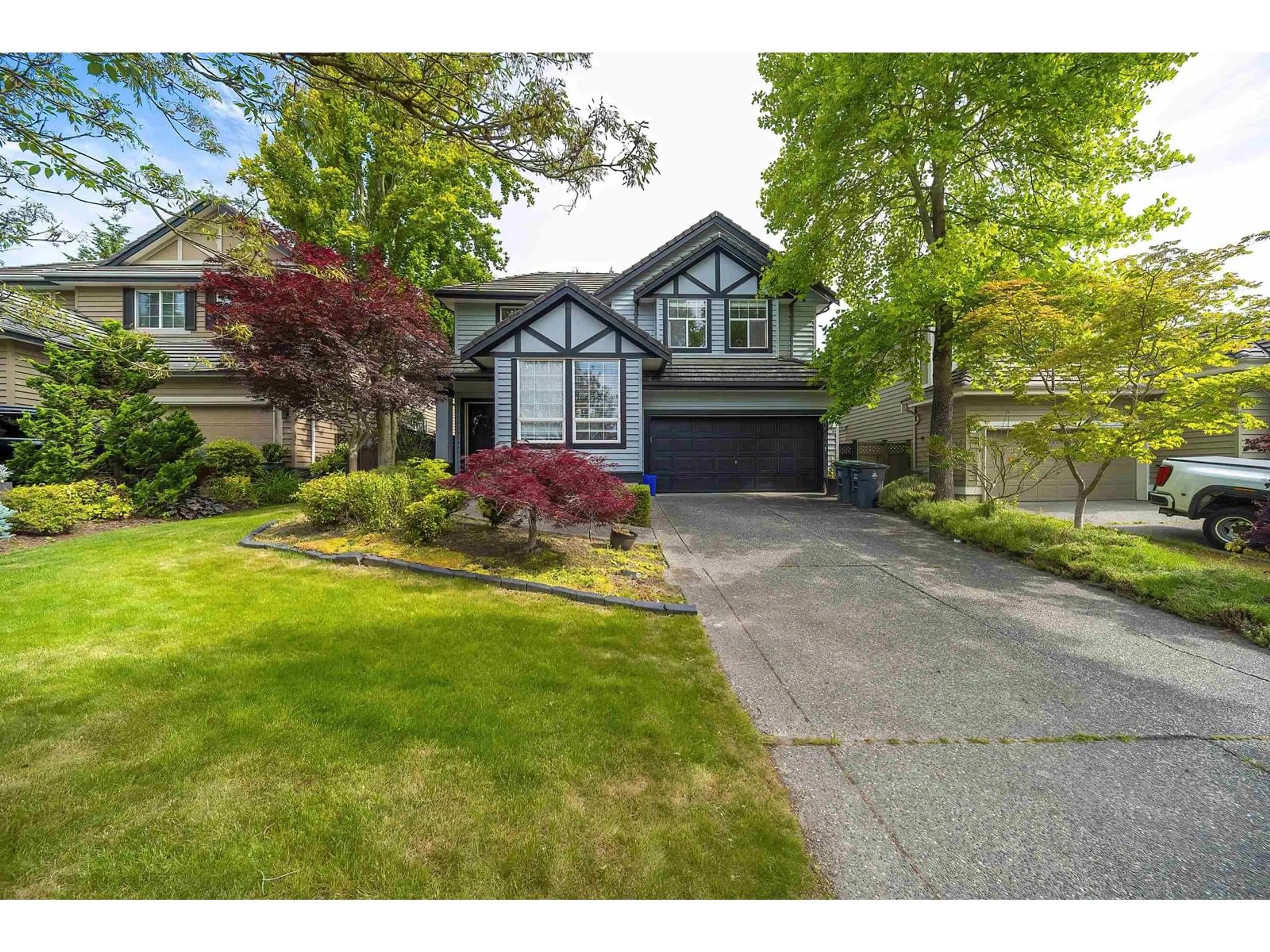 Home with vinyl exterior material, street for 15641 ROSEMARY HEIGHTS, Surrey British Columbia V3Z0K2