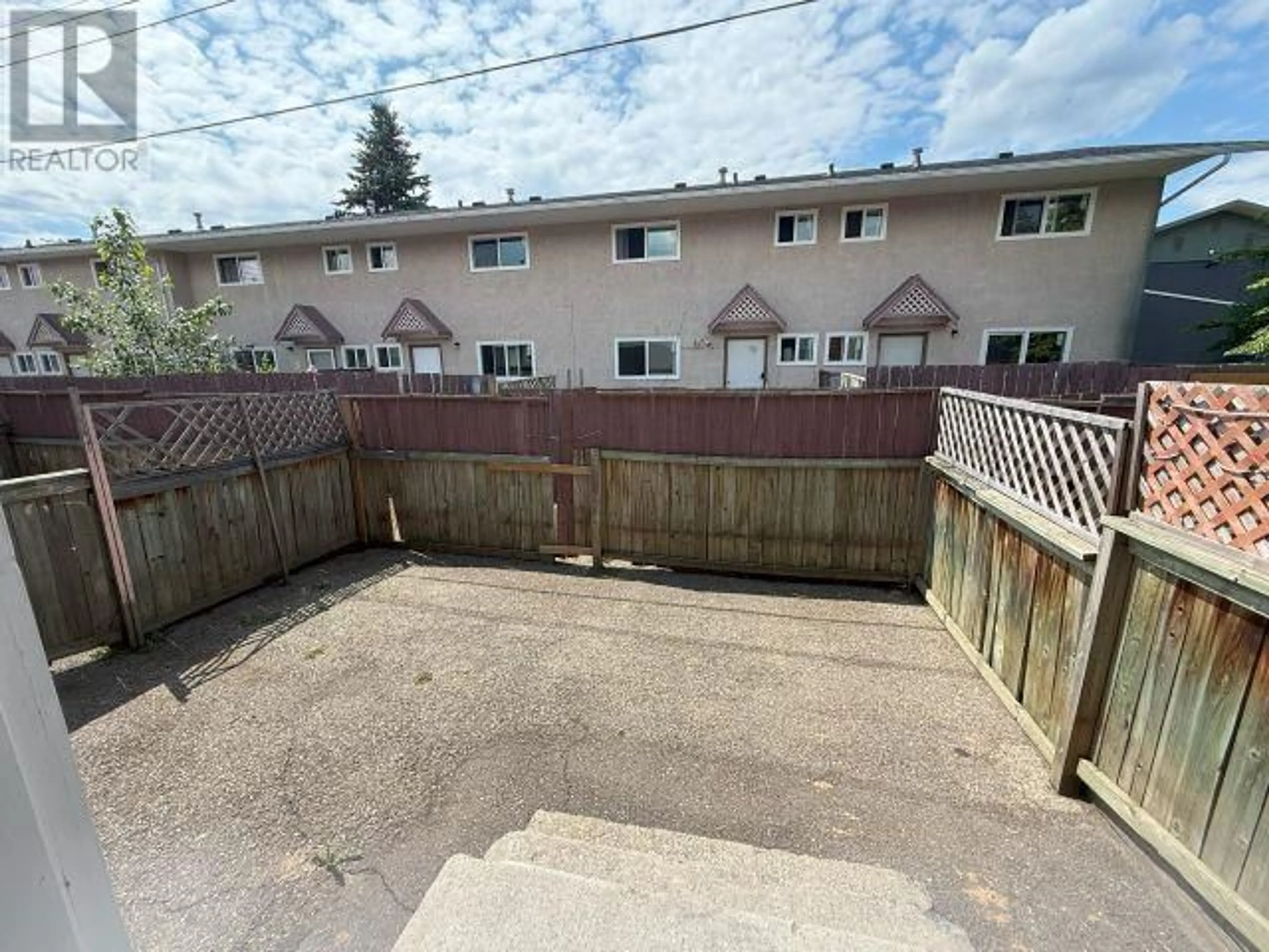 Patio, street for E23 - 1900 STRATHCONA AVENUE, Prince George British Columbia V2L2V9