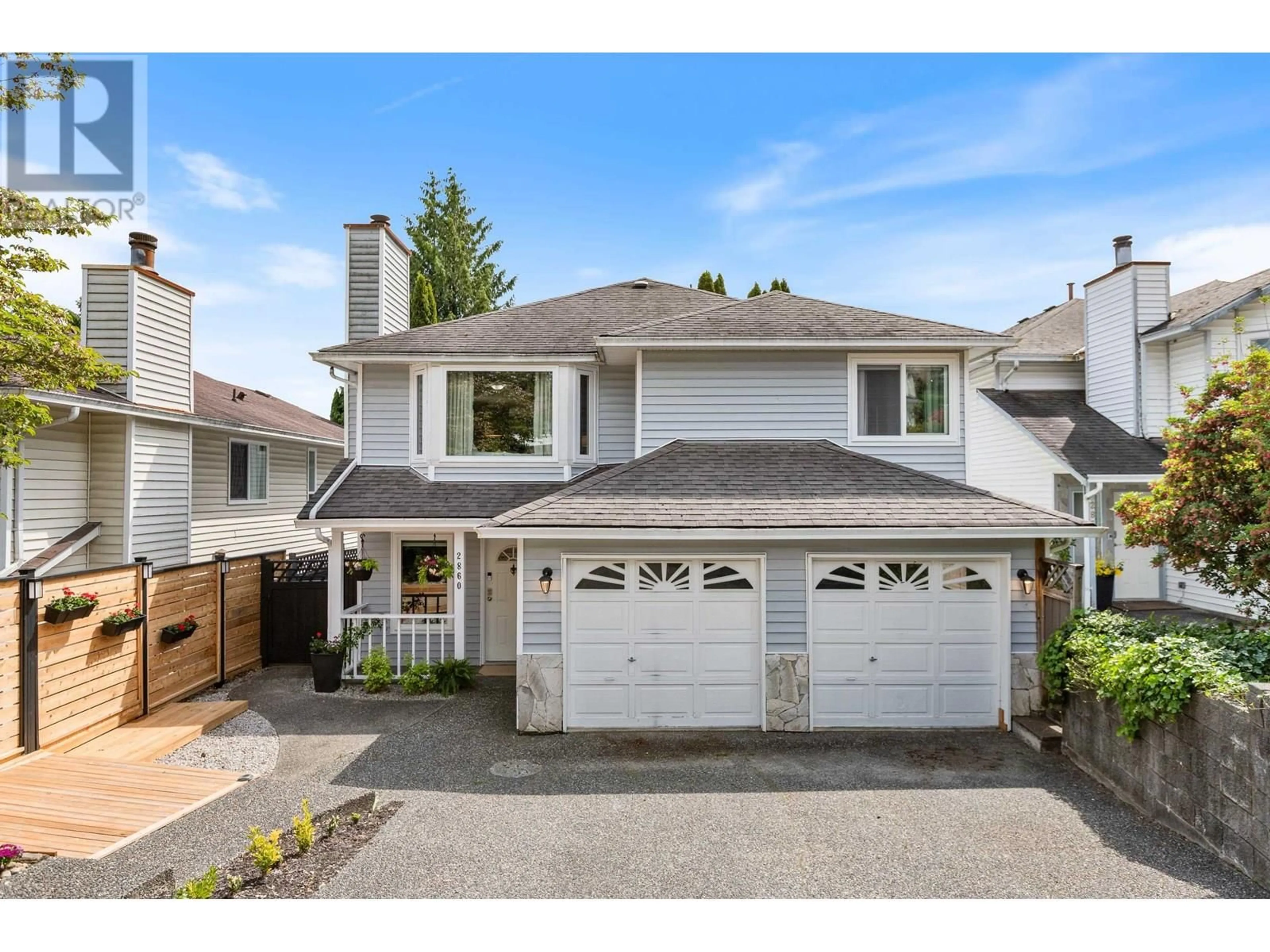 Home with vinyl exterior material, street for 2860 BANBURY AVENUE, Coquitlam British Columbia V3B5H2