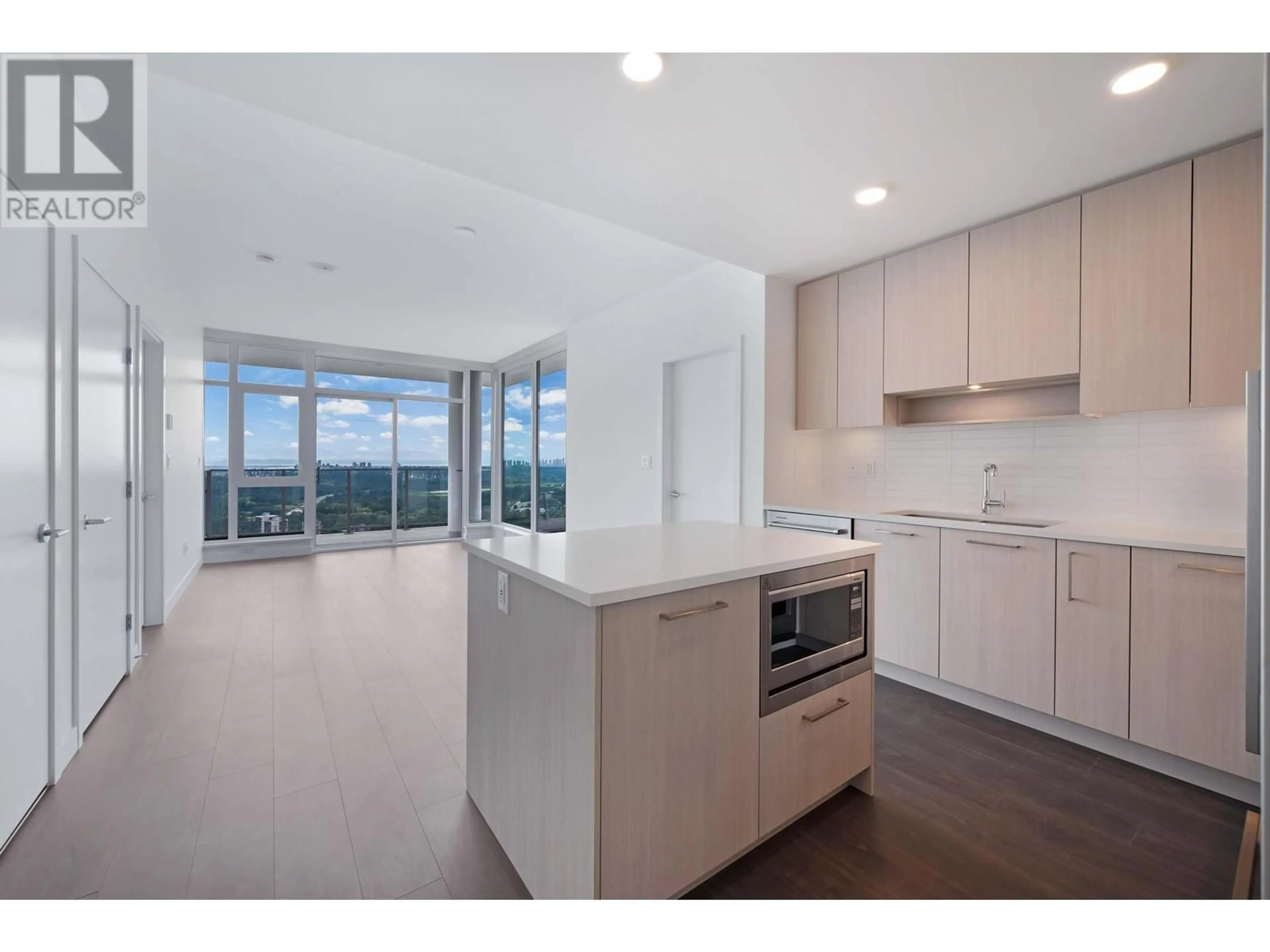 Open concept kitchen, unknown for 4307 - 518 CLARKE ROAD, Coquitlam British Columbia V3J3X2