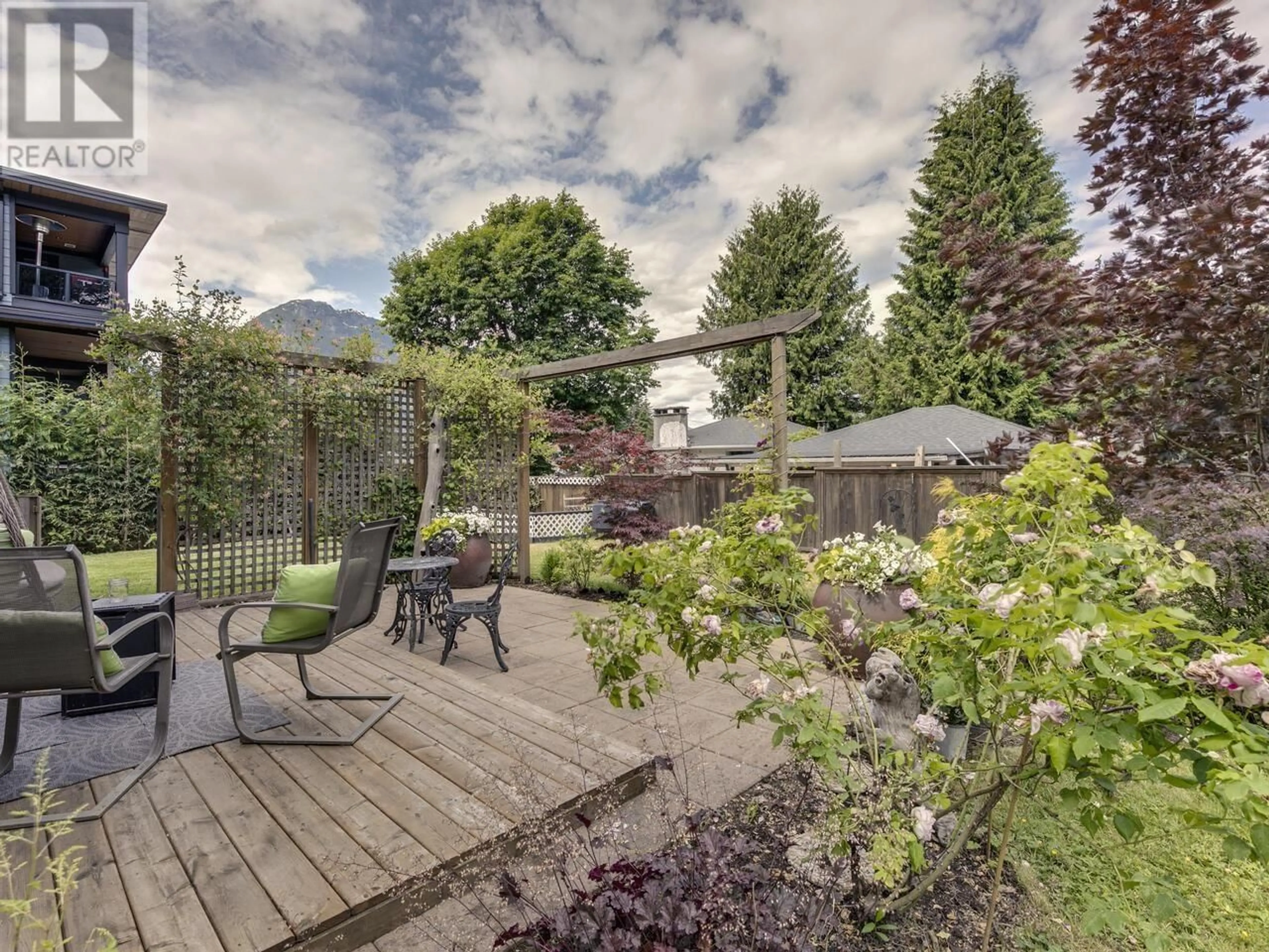 Patio, mountain view for 2111 MAMQUAM ROAD, Squamish British Columbia V0N1T0