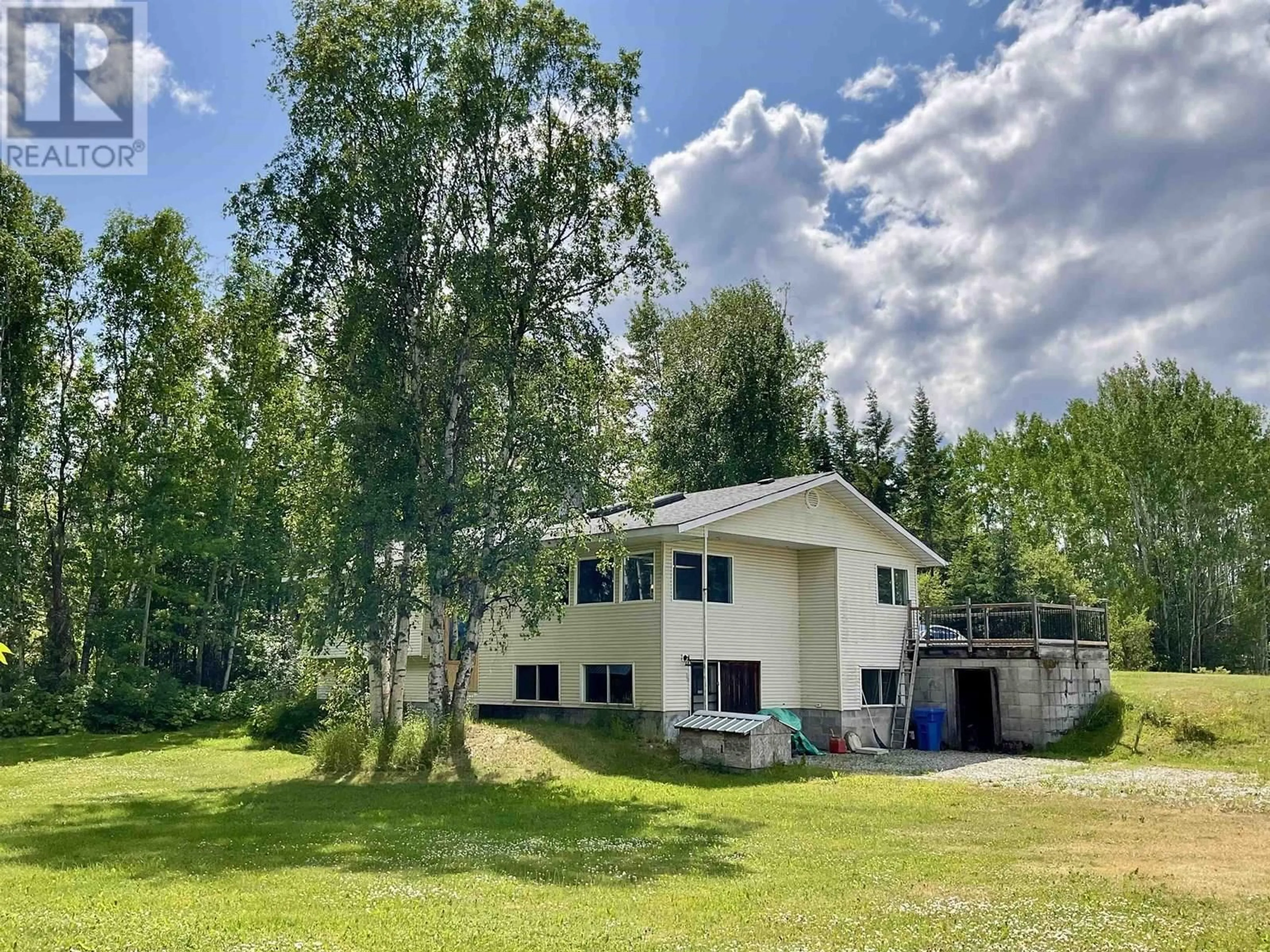A pic from outside/outdoor area/front of a property/back of a property/a pic from drone, unknown for 2175 SALES ROAD, Quesnel British Columbia V2J6K4
