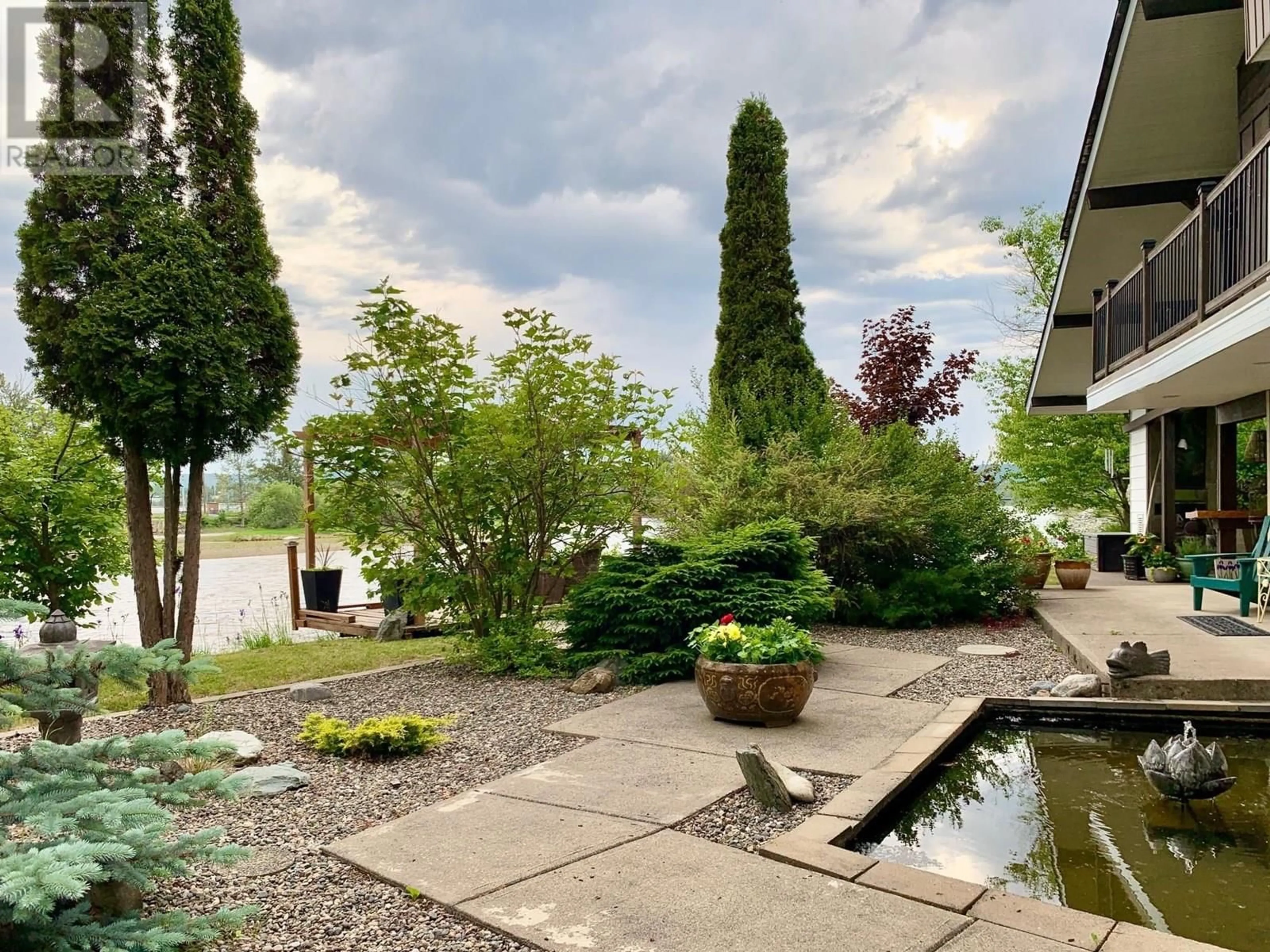 Patio, water/lake/river/ocean view for 829 PG PULPMILL ROAD, Prince George British Columbia V2K5P4