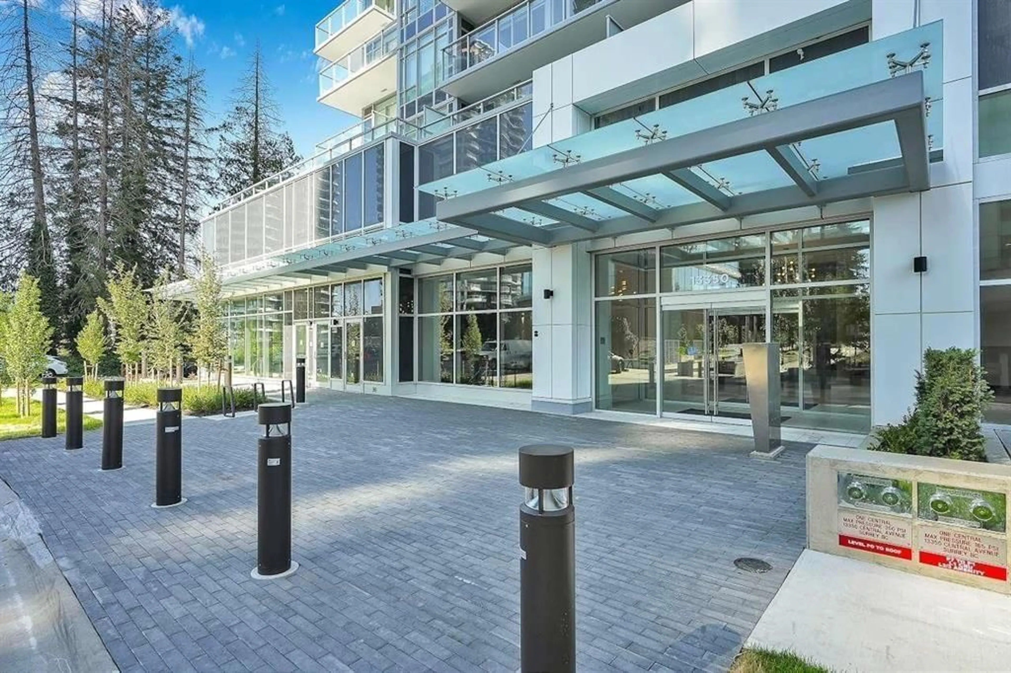 Unknown for 708 - 13350 CENTRAL, Surrey British Columbia V3T0S1
