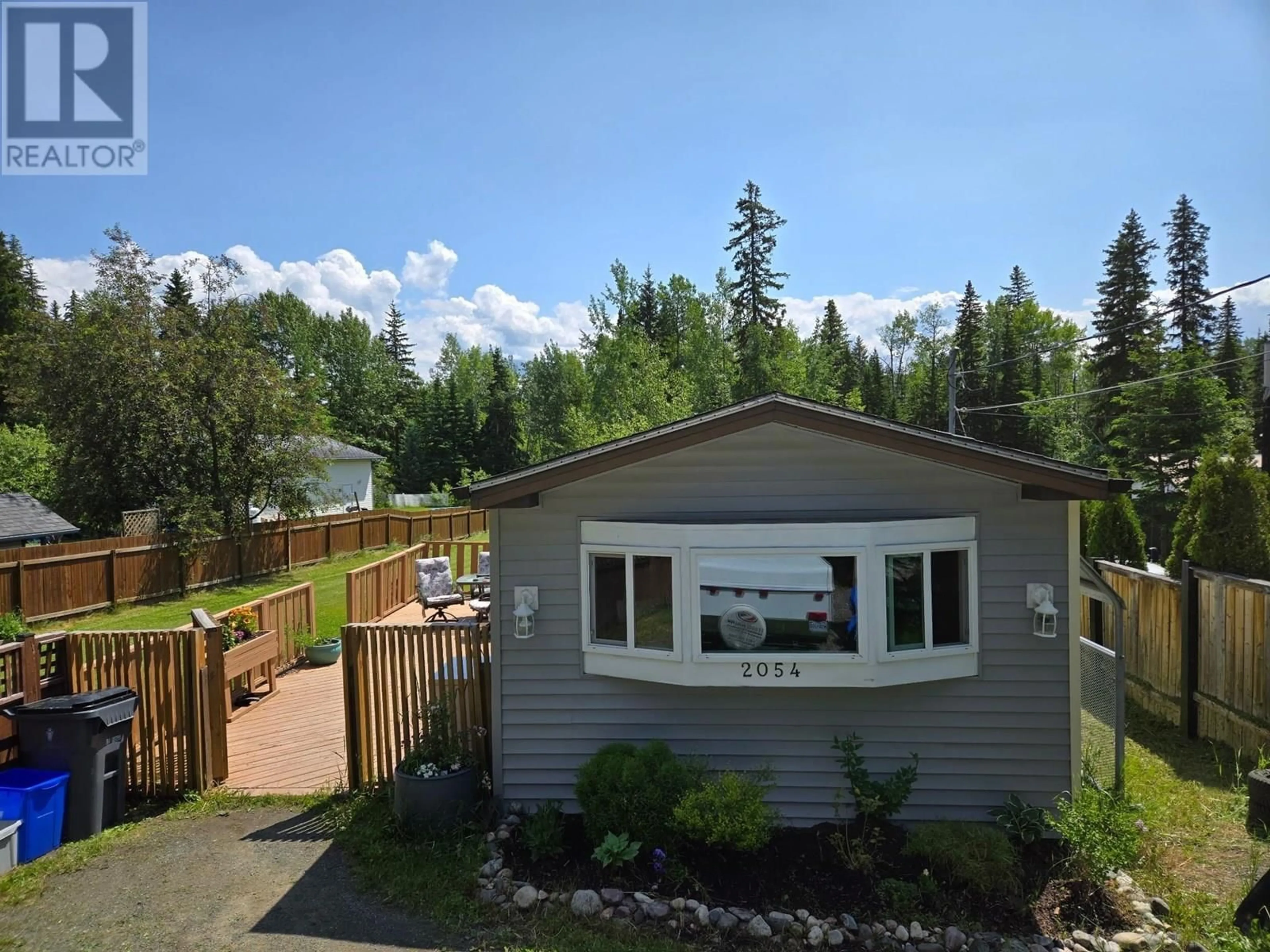 Home with vinyl exterior material, unknown for 2054 SOMERVILLE ROAD, Prince George British Columbia V2N5B1