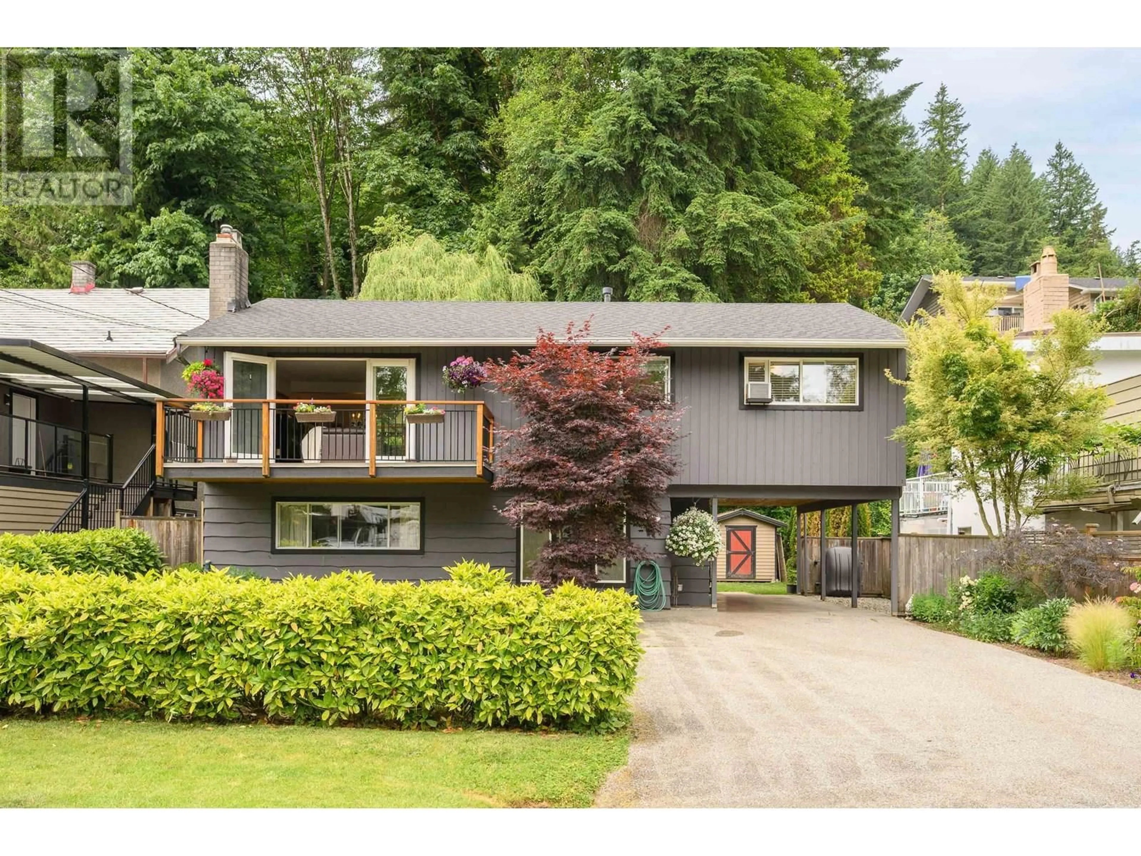Home with vinyl exterior material, street for 775 SEYMOUR BOULEVARD, North Vancouver British Columbia V7J2J5