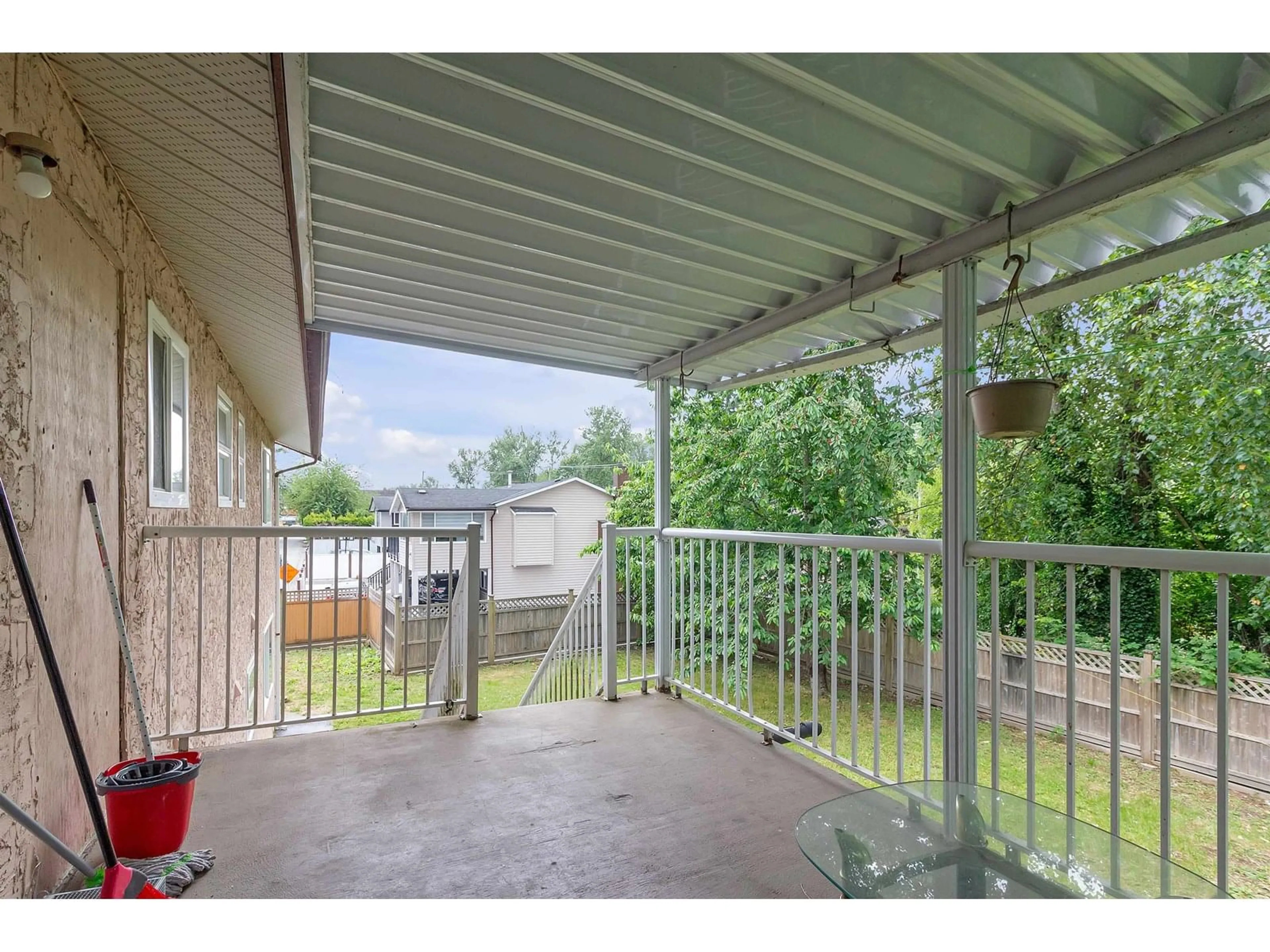 Patio, unknown for 8841 140A, Surrey British Columbia V3V7H1