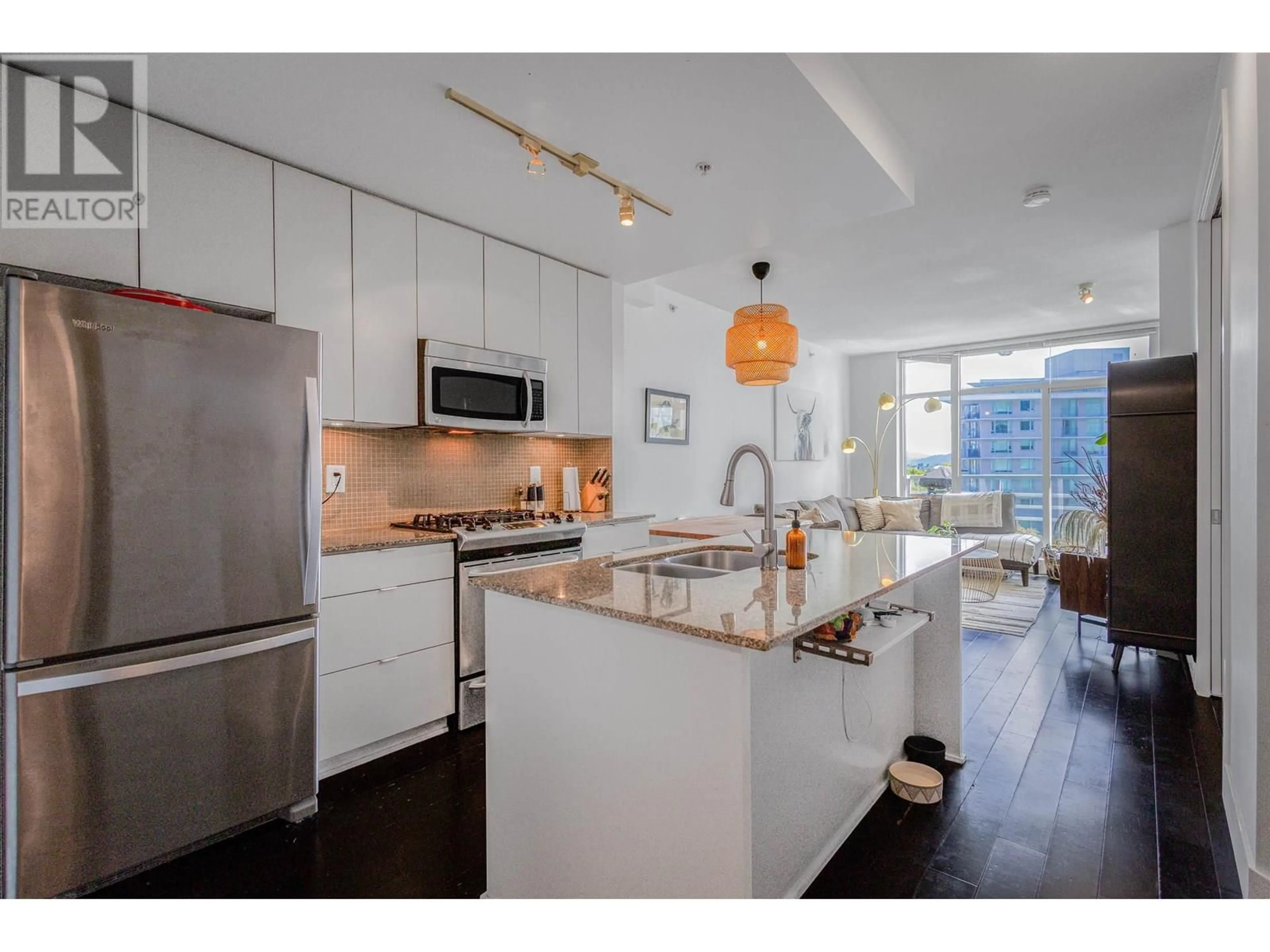 Open concept kitchen, unknown for 611 - 298 11TH AVENUE, Vancouver British Columbia V5T0A2