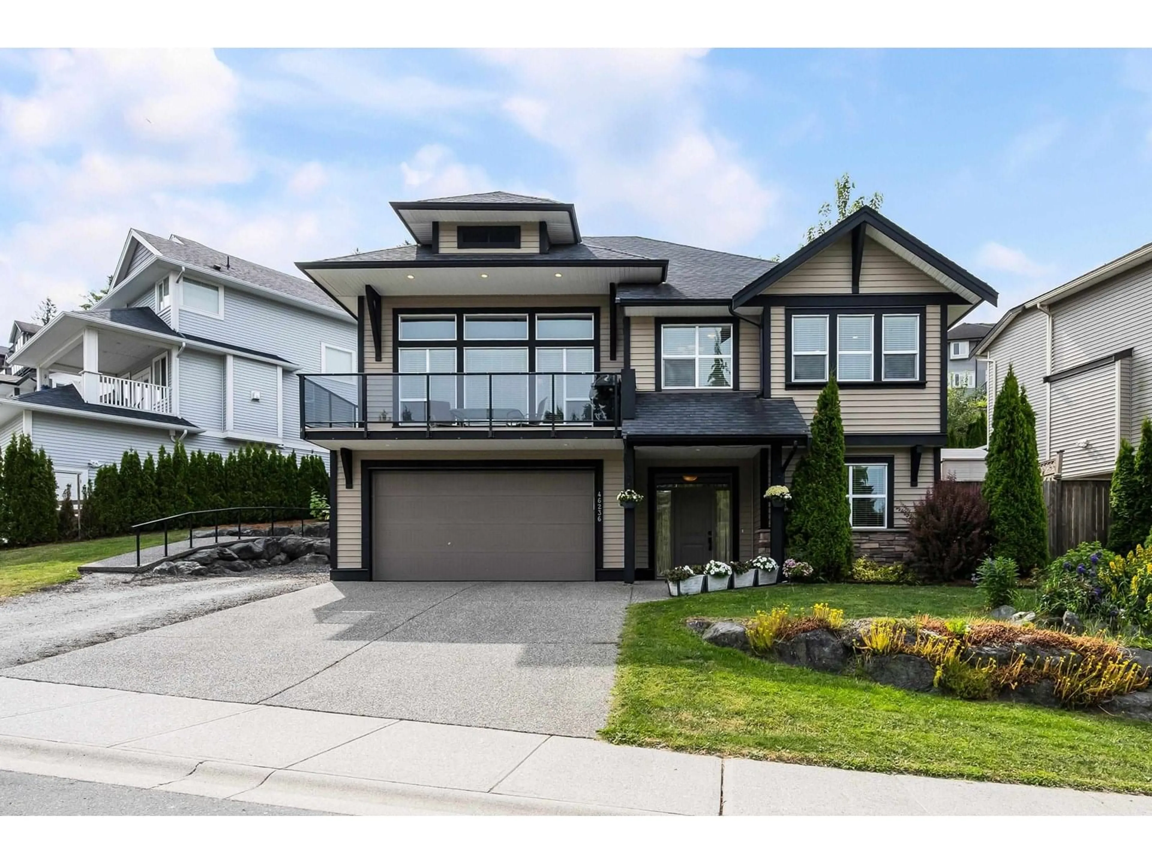 Home with vinyl exterior material, street for 46236 TOURNIER PLACE, Chilliwack British Columbia V2R6A2