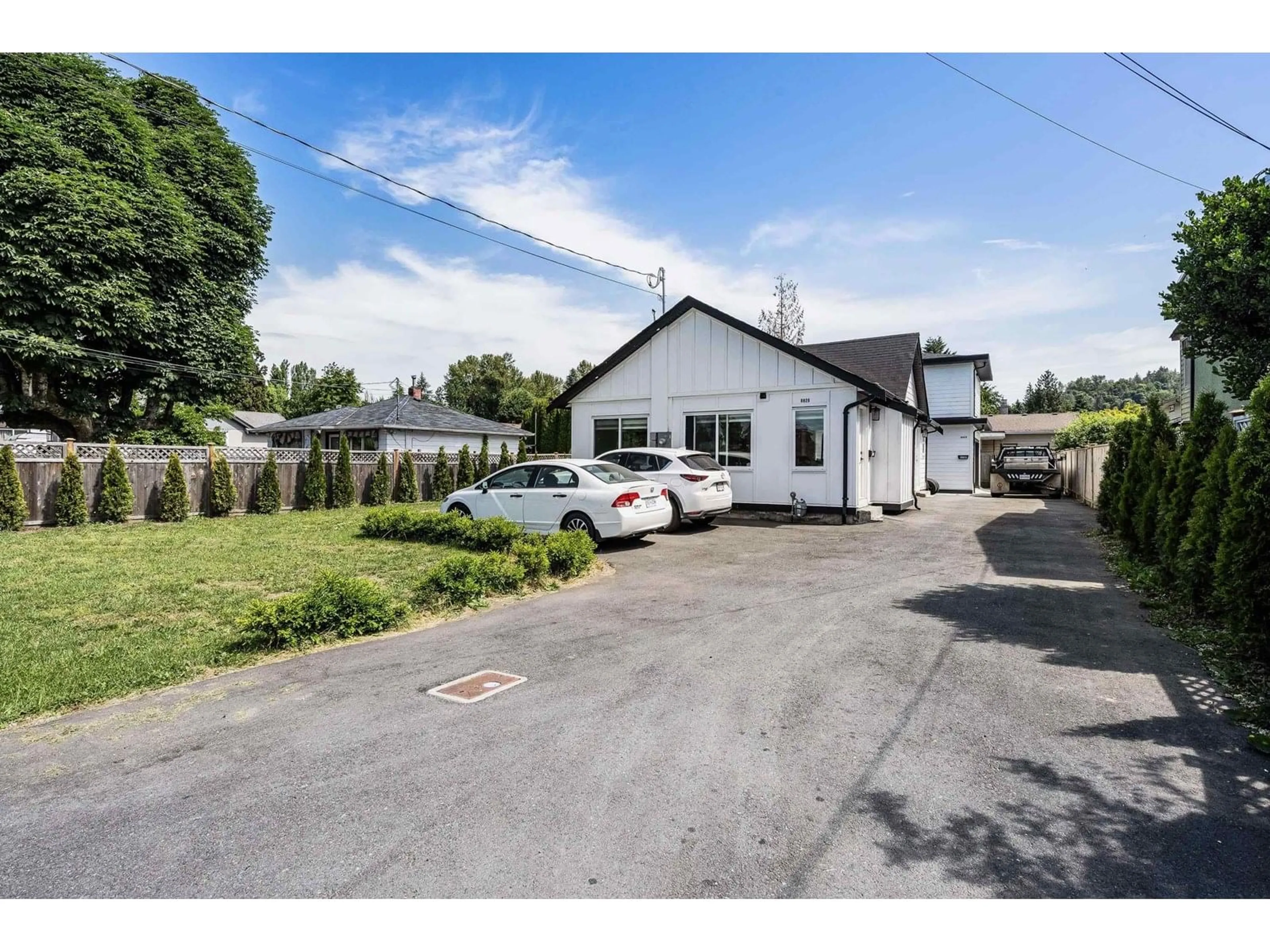 A pic from outside/outdoor area/front of a property/back of a property/a pic from drone, street for 9826 MENZIES STREET, Chilliwack British Columbia V2P6A1
