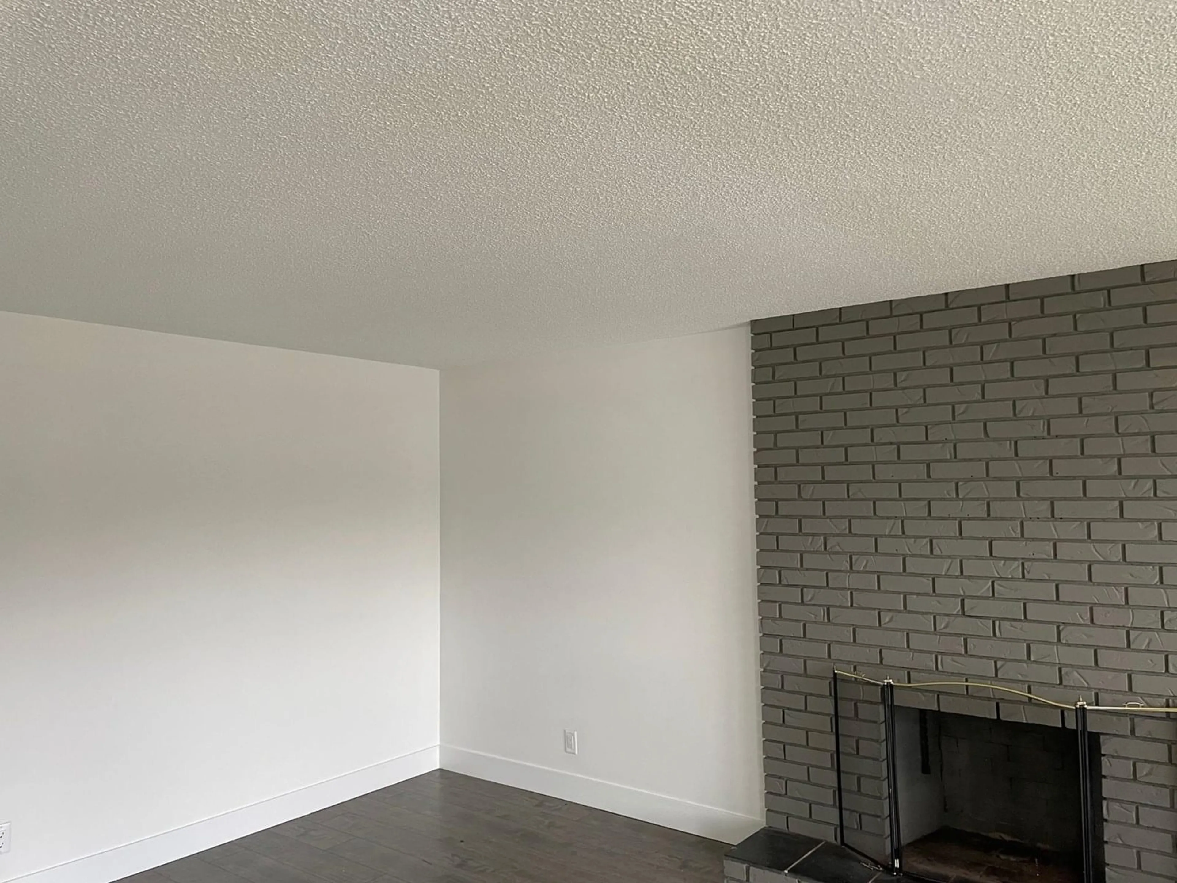 A pic of a room for 13872 93A, Surrey British Columbia V3V6L9