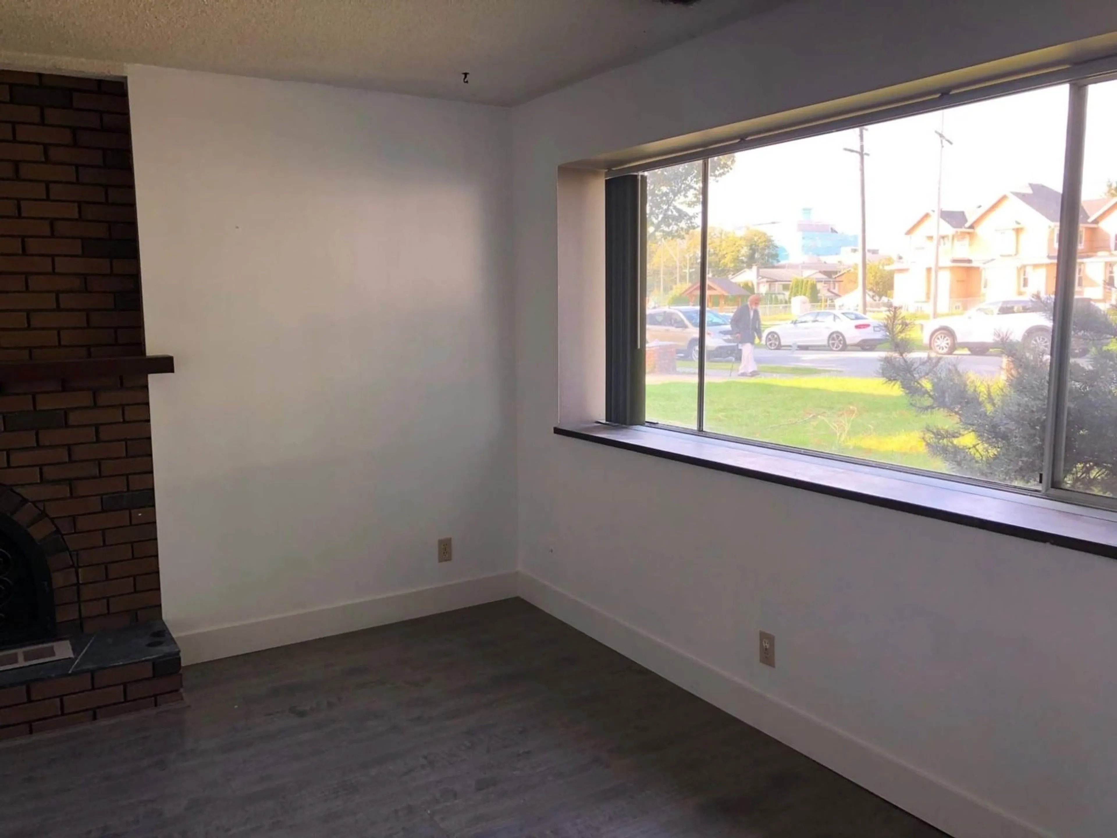 A pic of a room for 13872 93A, Surrey British Columbia V3V6L9