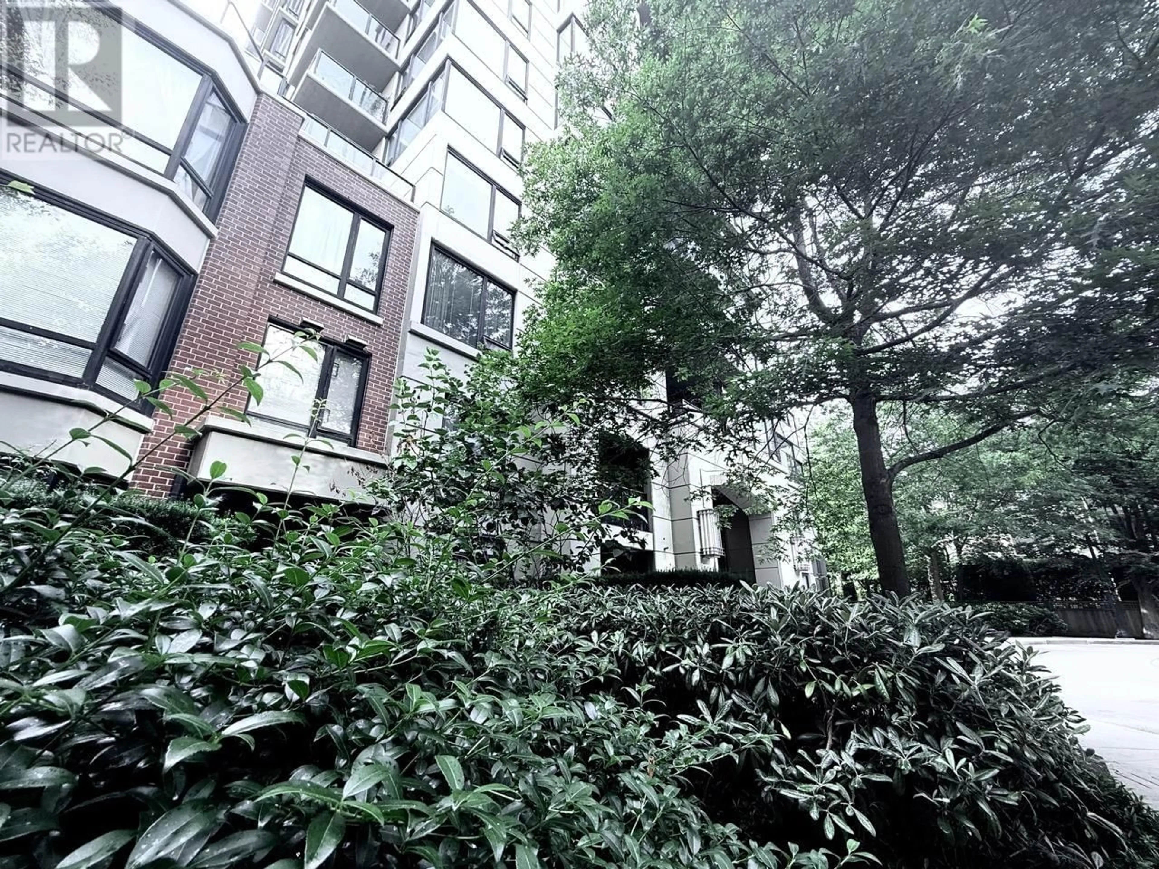 Unknown for 1303 - 9180 HEMLOCK DRIVE, Richmond British Columbia V6Y4J5