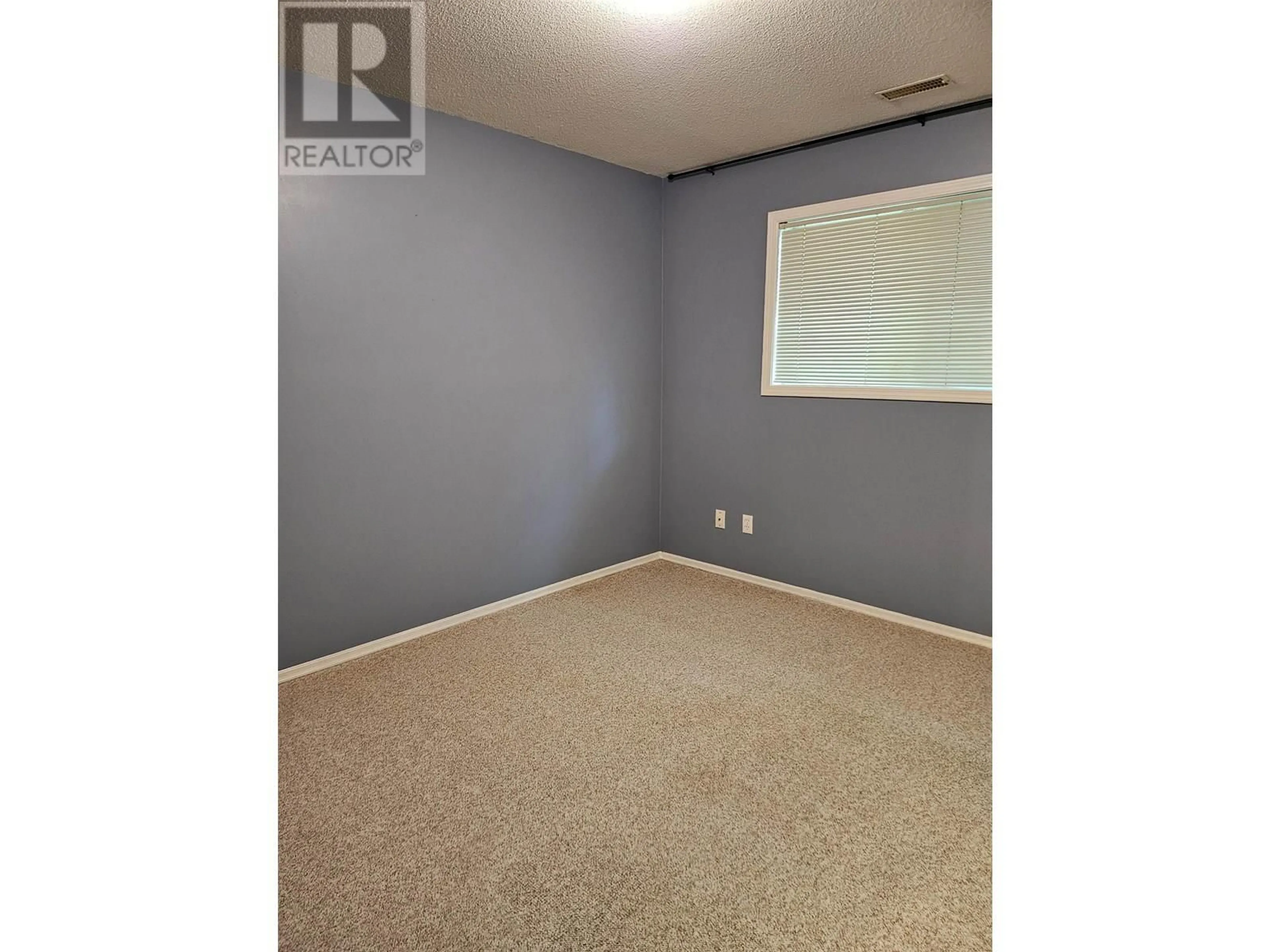 A pic of a room for 212 - 3307 WESTWOOD DRIVE, Prince George British Columbia V2M1S4