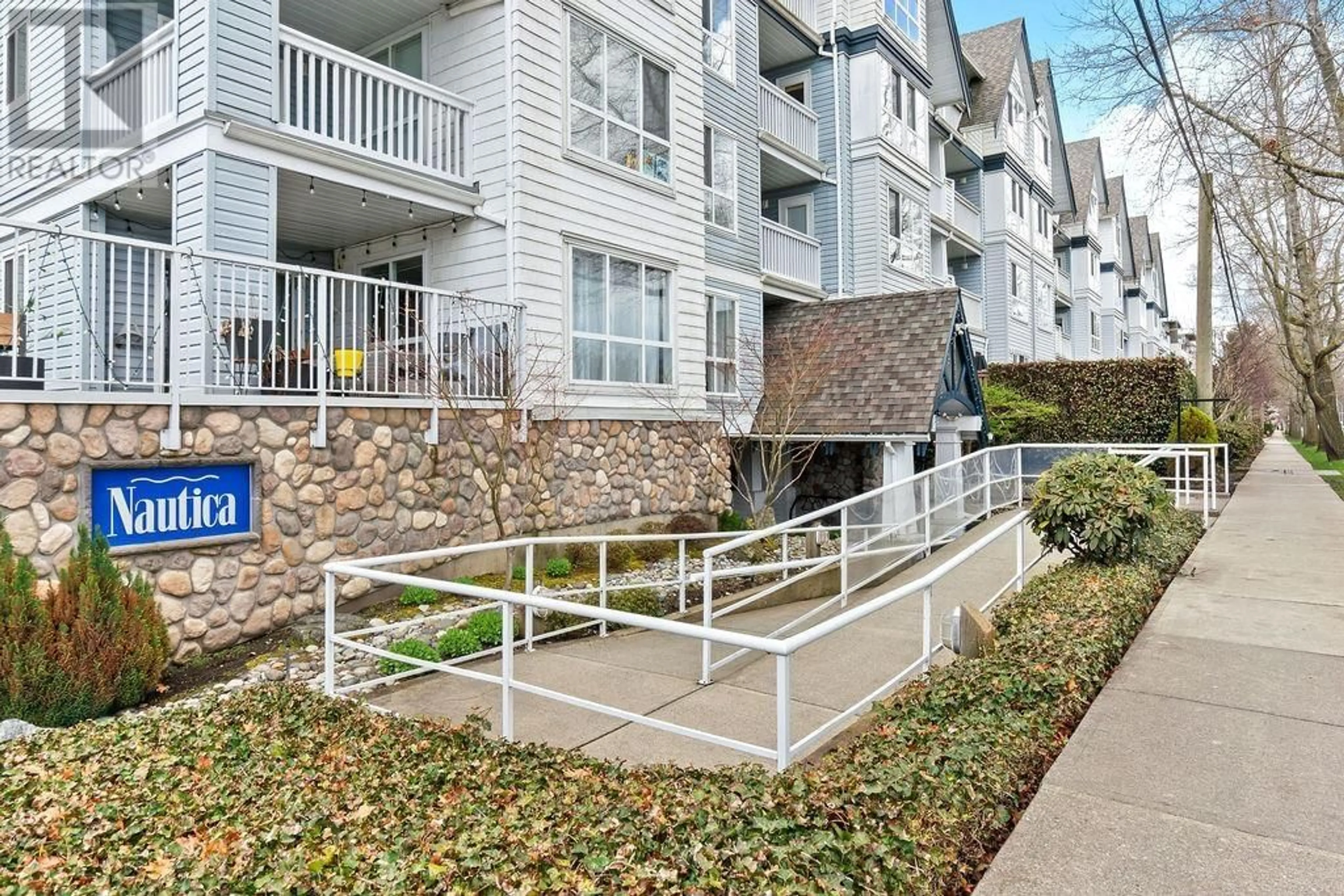 Patio, unknown for 415 - 12633 NO. 2 ROAD, Richmond British Columbia V7E6N5