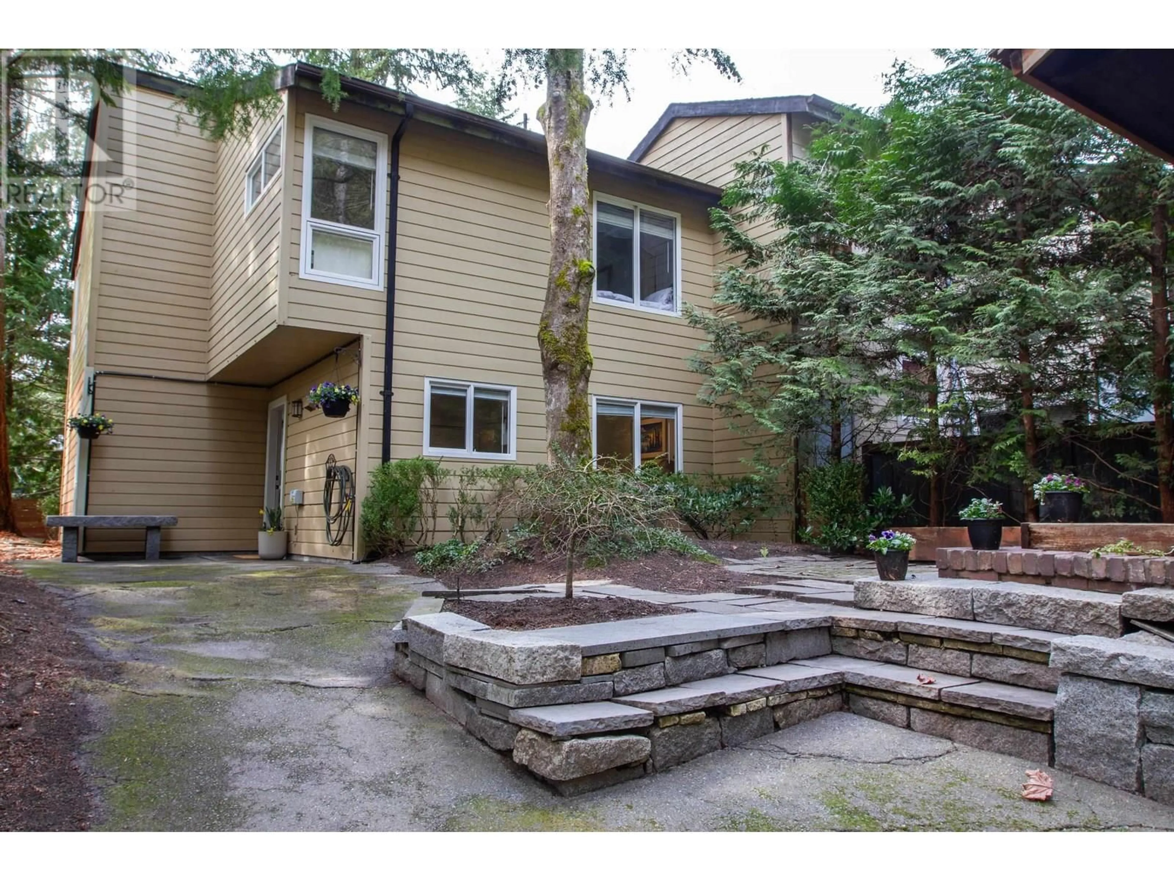 Unknown for 40646 PERTH PLACE, Squamish British Columbia V8B0G1