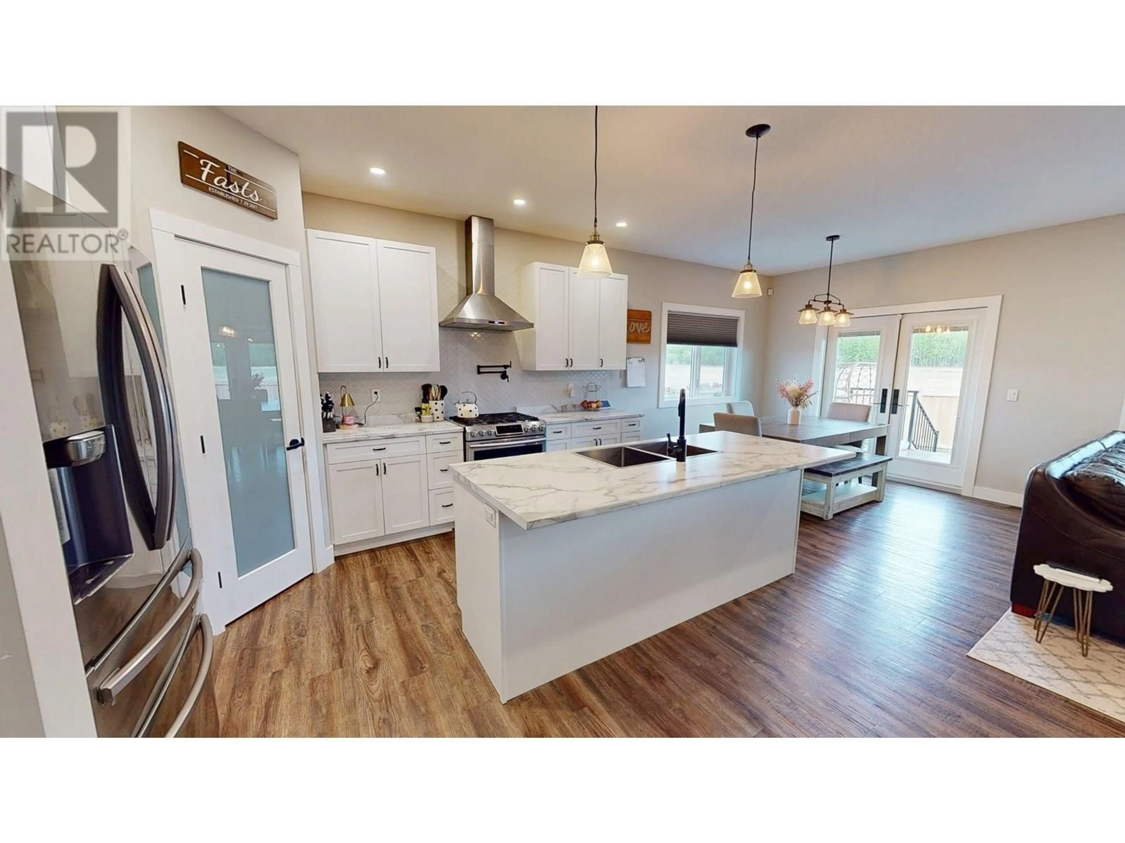 Open concept kitchen, unknown for 11303 112 AVENUE, Fort St. John British Columbia V1J0R5