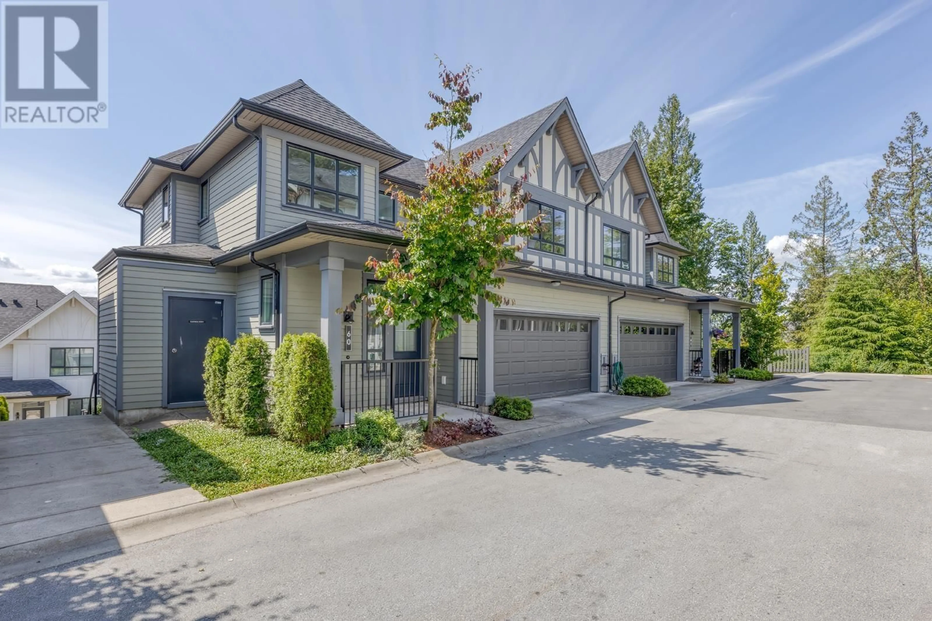 A pic from outside/outdoor area/front of a property/back of a property/a pic from drone, street for 60 - 3500 BURKE VILLAGE PROMENADE, Coquitlam British Columbia V3E3N2