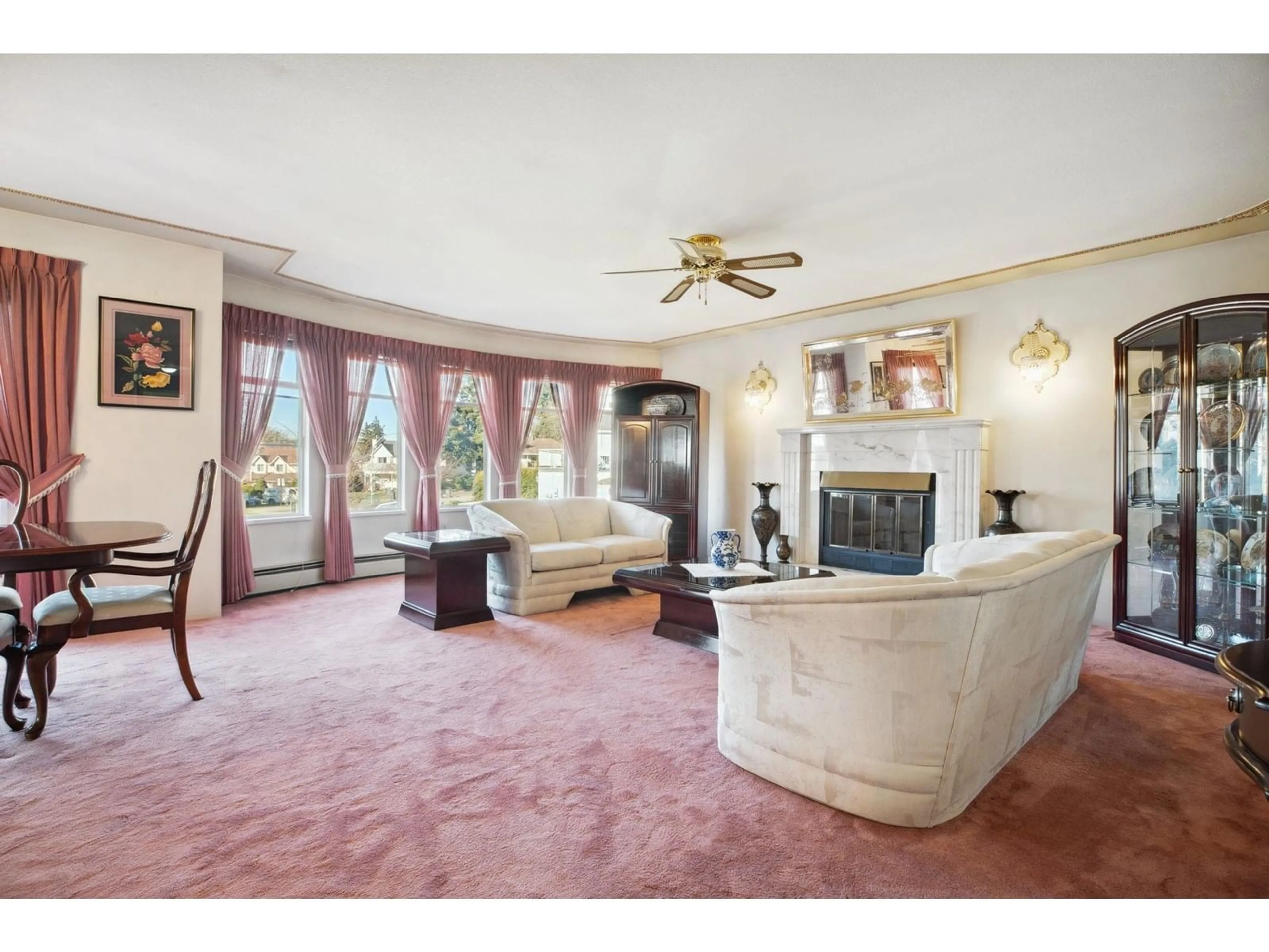 Living room with furniture, unknown for 8710 151, Surrey British Columbia V3S6E1