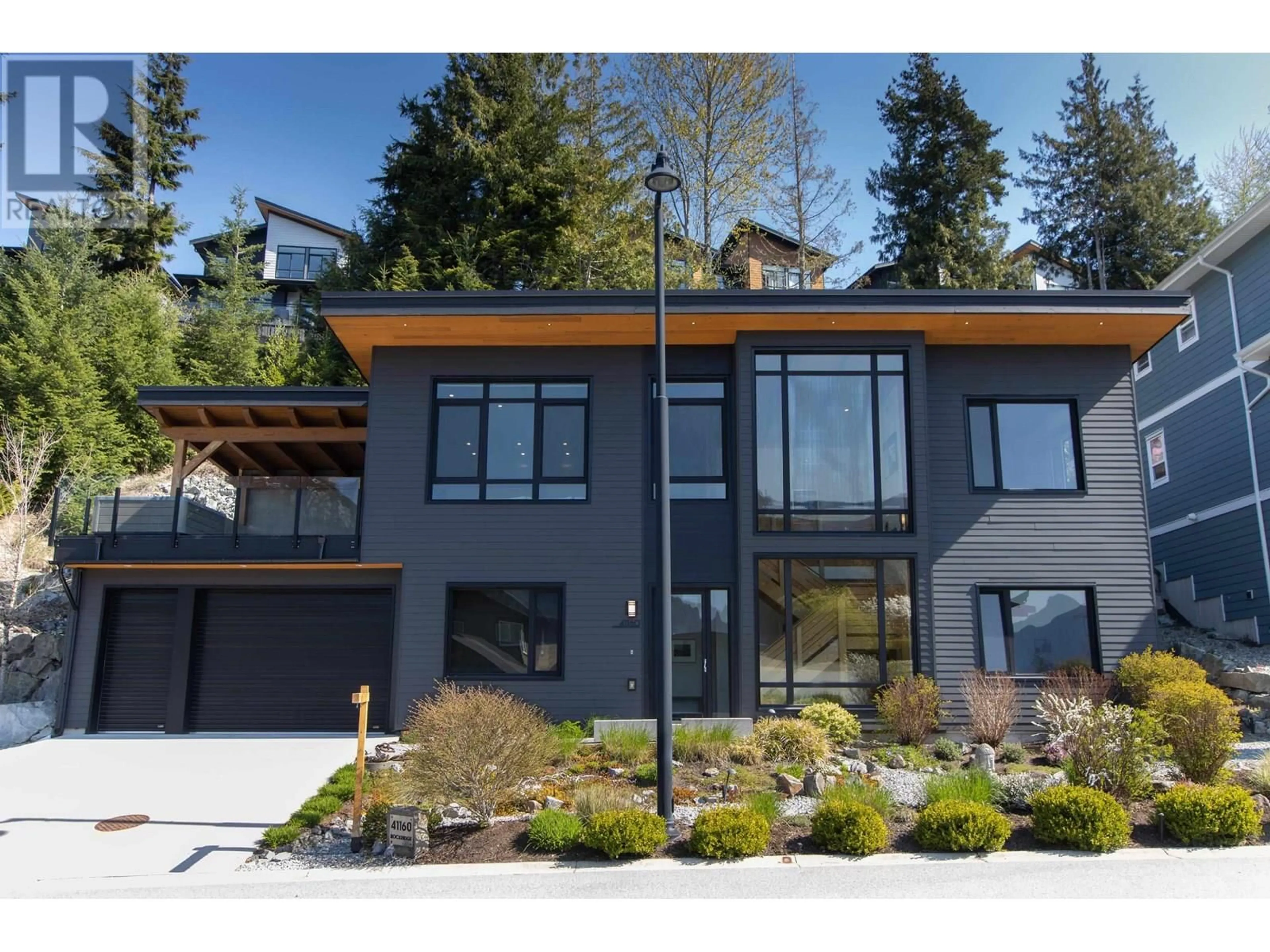 Home with vinyl exterior material, unknown for 41160 ROCKRIDGE PLACE, Squamish British Columbia V8B0S4