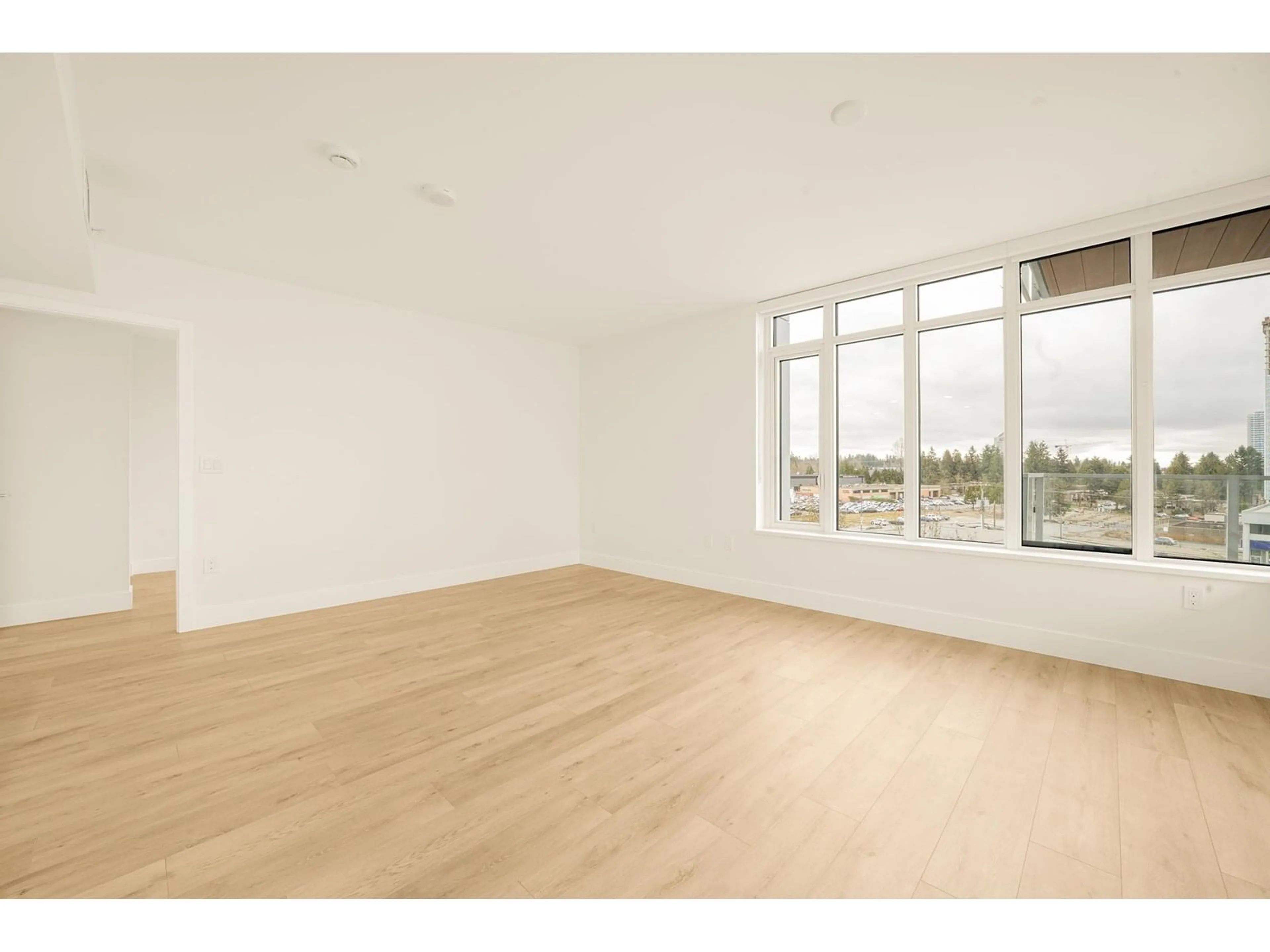 A pic of a room for 404 - 10428 WHALLEY, Surrey British Columbia V3T1W6