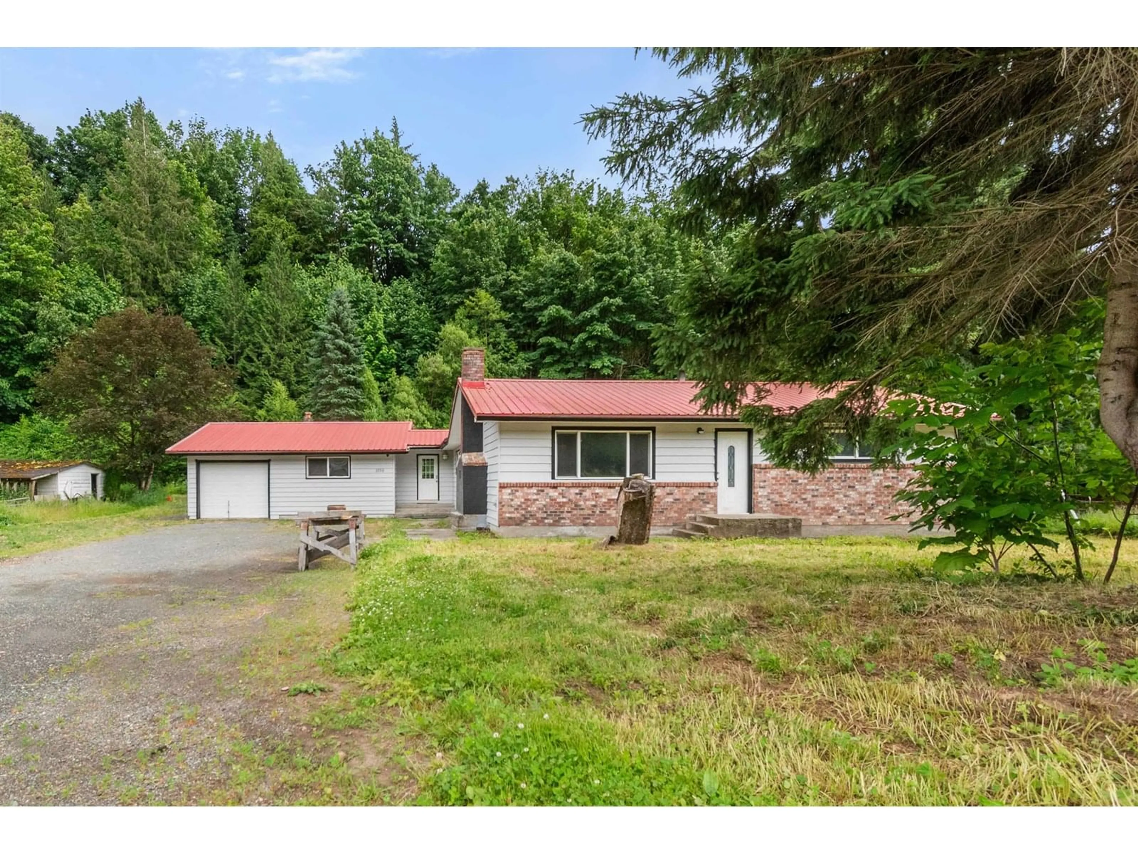 A pic from outside/outdoor area/front of a property/back of a property/a pic from drone, unknown for 1010 COLUMBIA VALLEY ROAD, Columbia Valley British Columbia V2R4X6