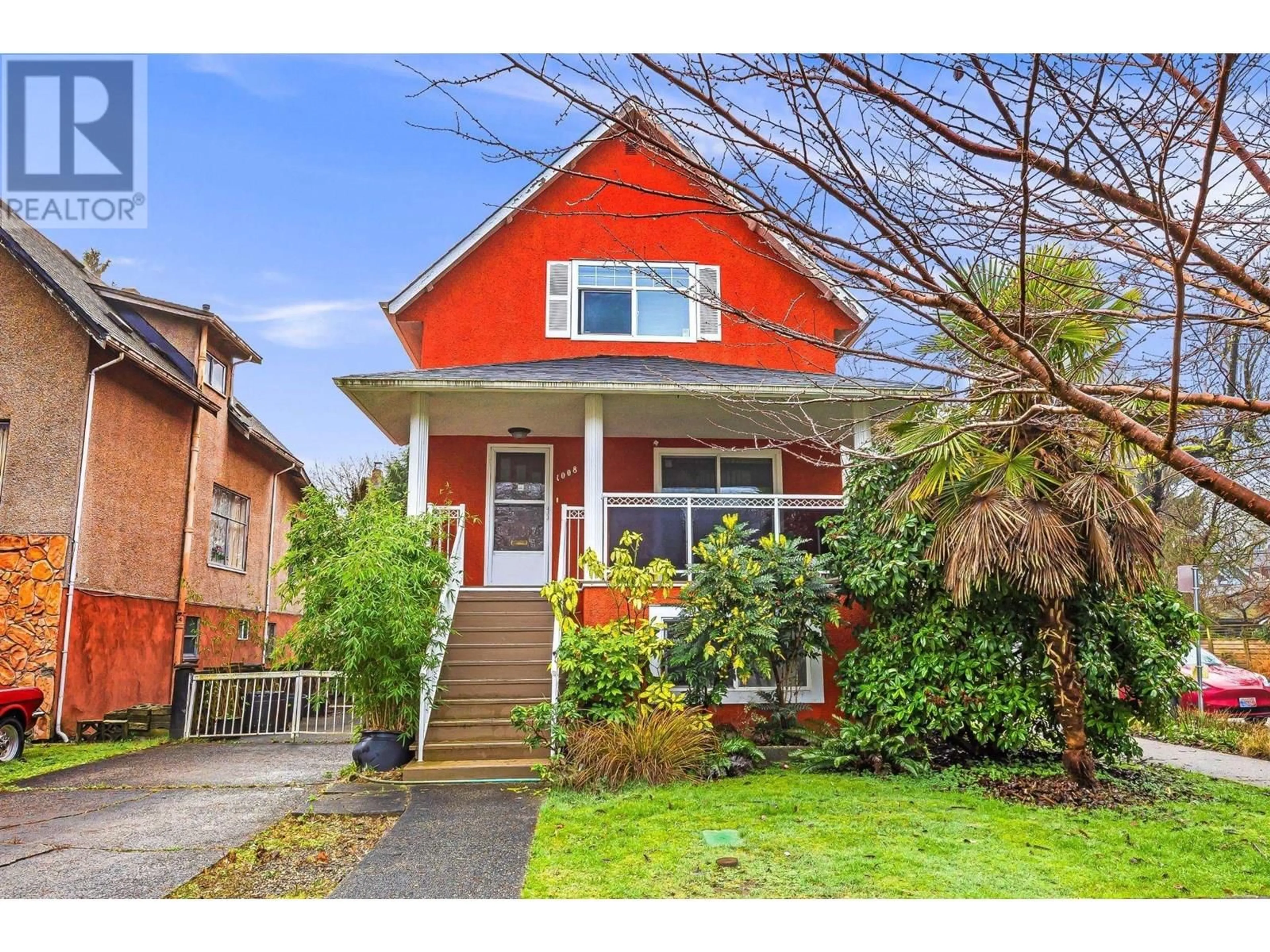 Home with brick exterior material, street for 1008 22ND AVENUE, Vancouver British Columbia V5V1W3