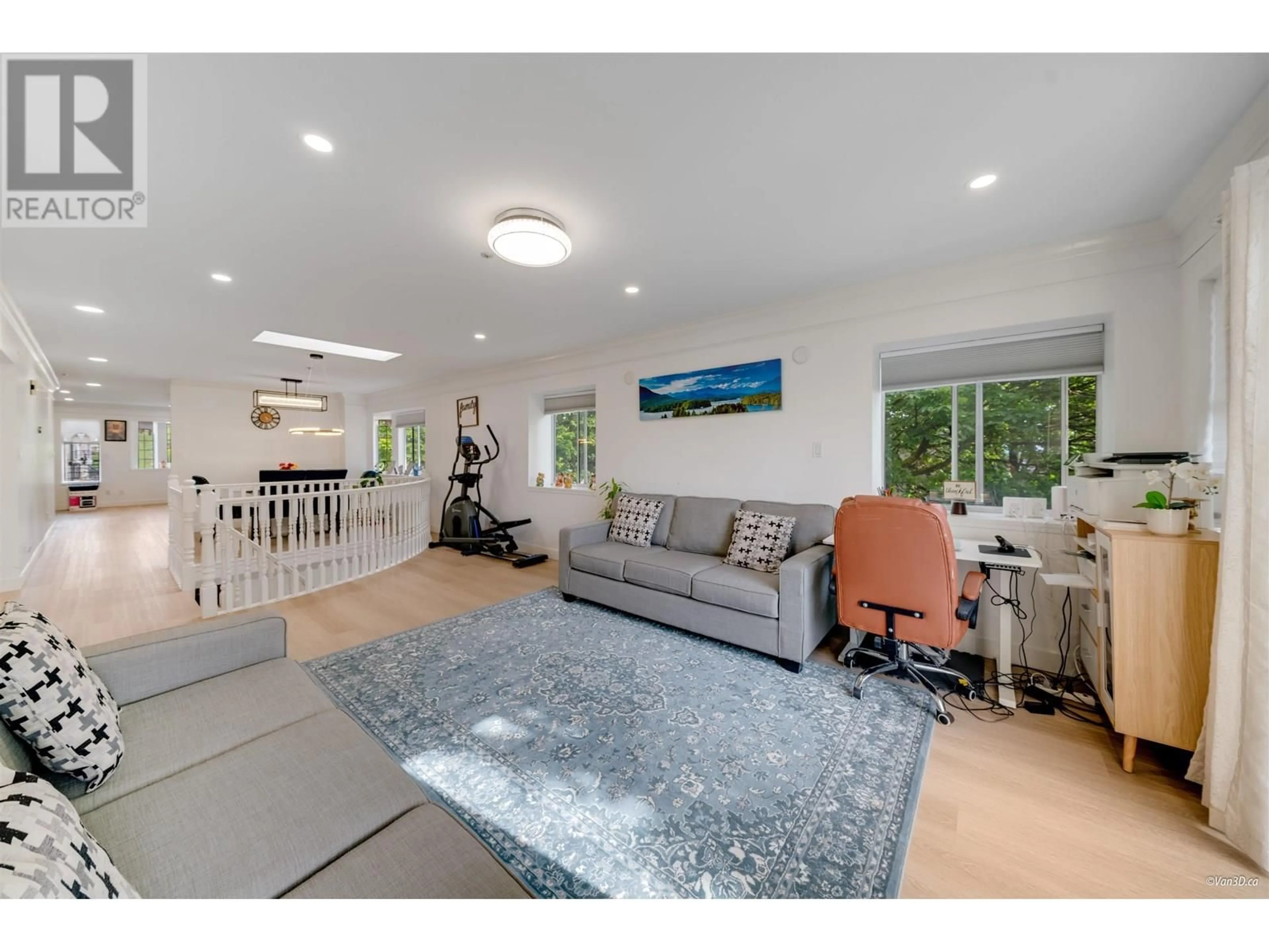 Living room with furniture, unknown for 707 63RD AVENUE, Vancouver British Columbia V5X2K6