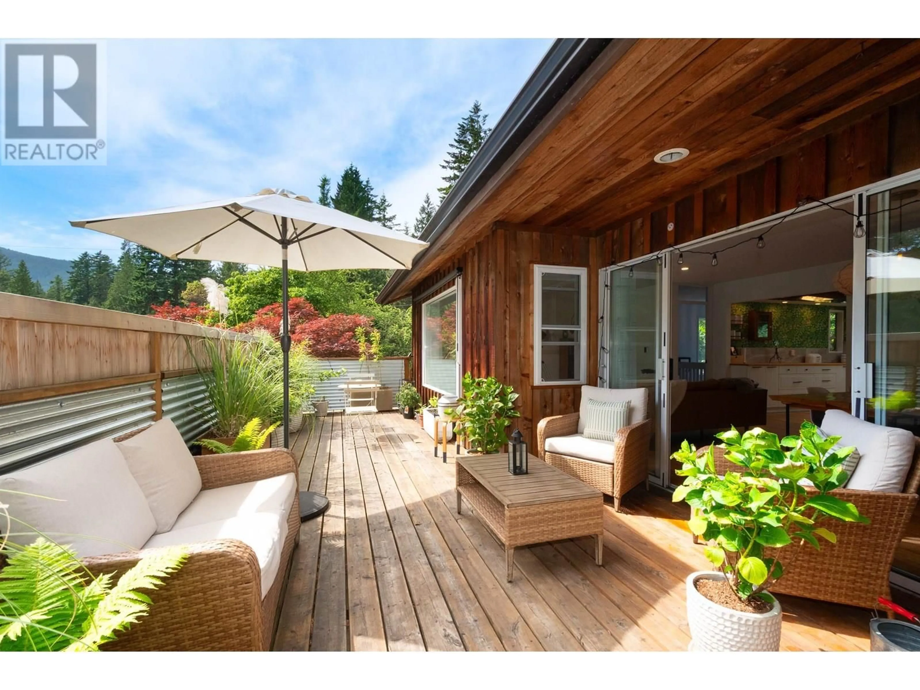 Patio, unknown for 1101 LENORA ROAD, Bowen Island British Columbia V0N1G1