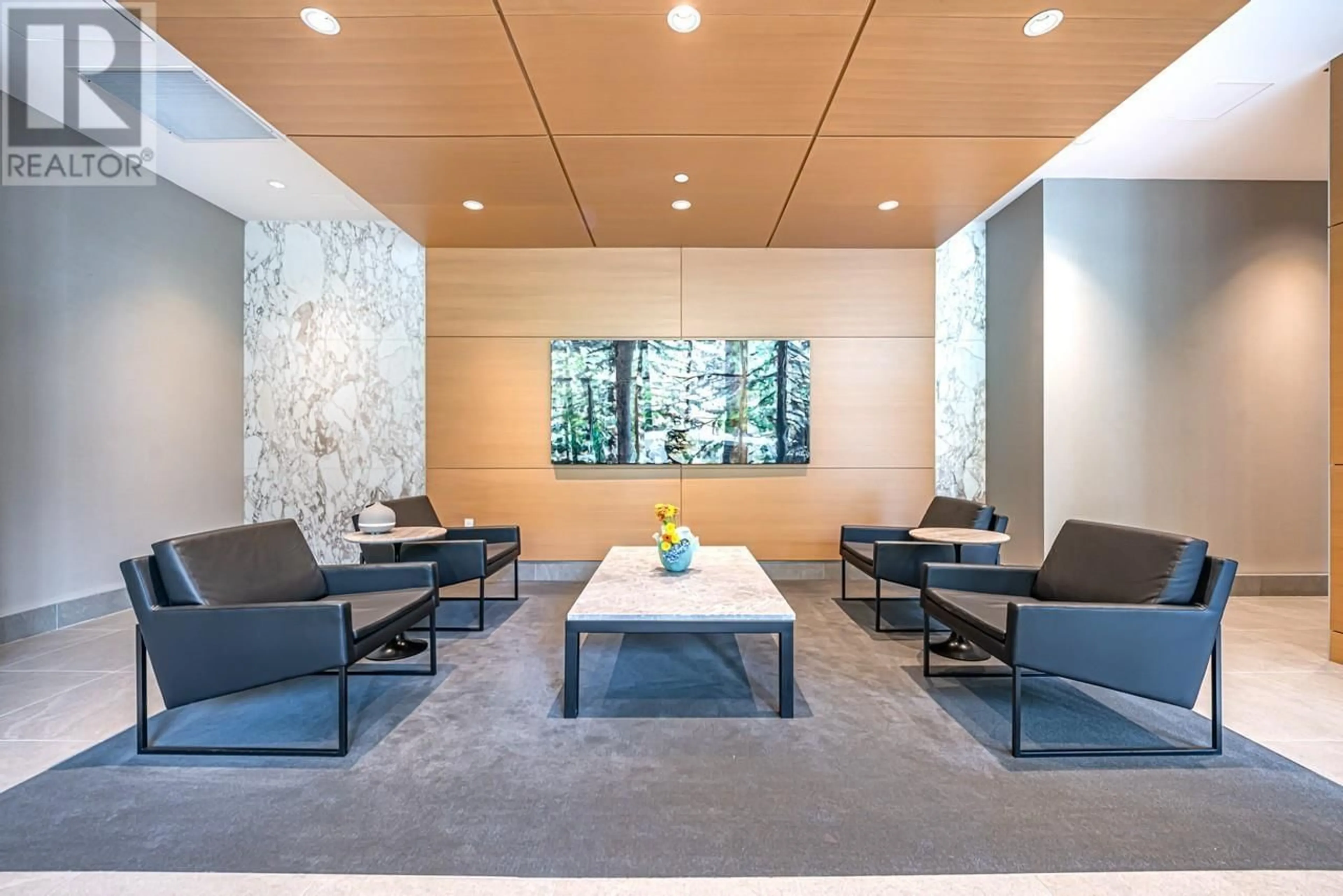 Lobby for 203 - 788 ARTHUR ERICKSON PLACE, West Vancouver British Columbia V7T0B6