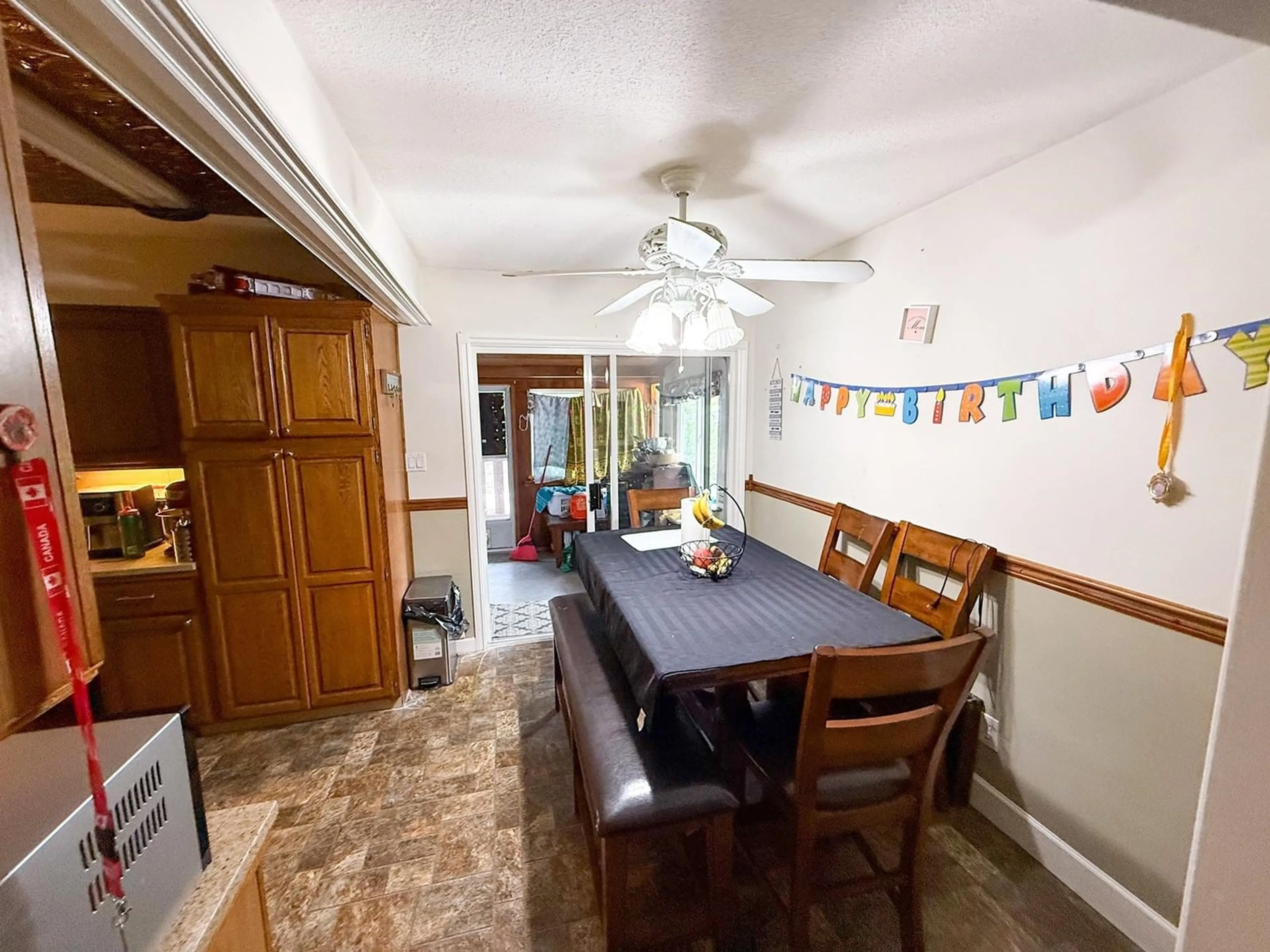 Dining room, unknown for 10478 155A, Surrey British Columbia V3R4K7