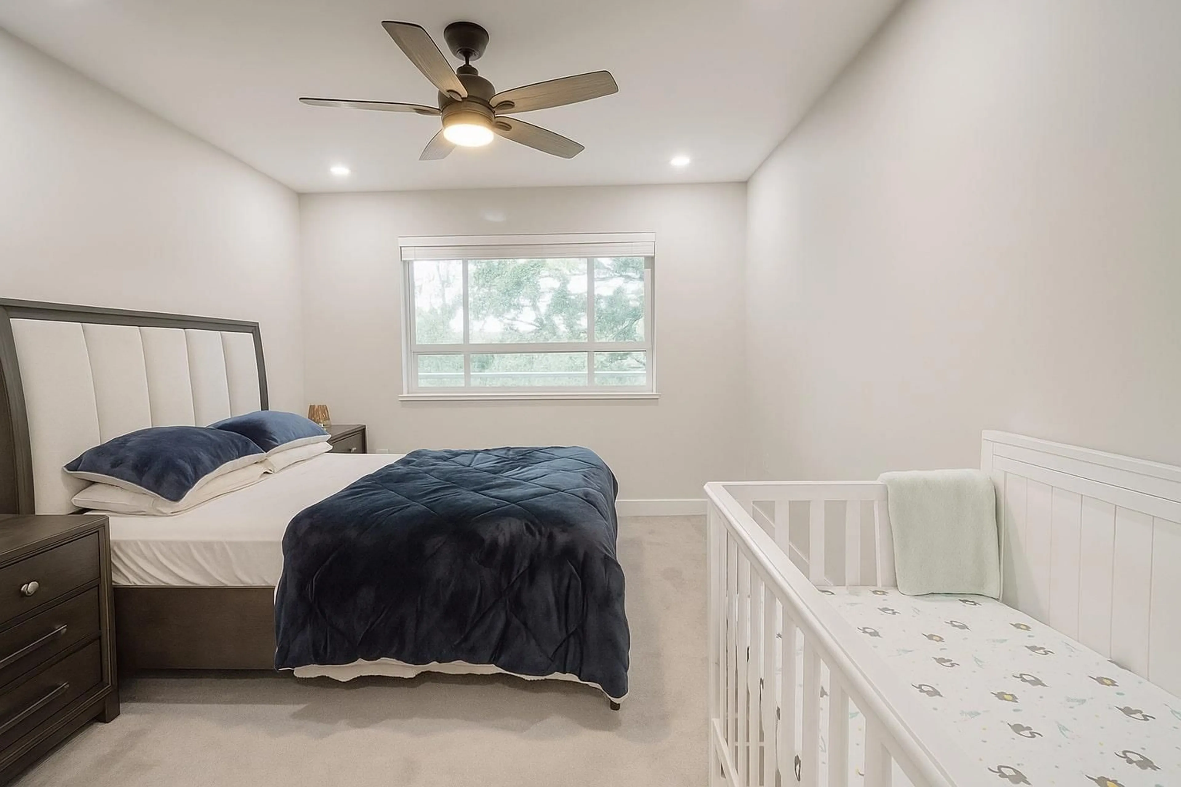 Bedroom with bed, unknown for 410 - 15895 84, Surrey British Columbia V4N0W7