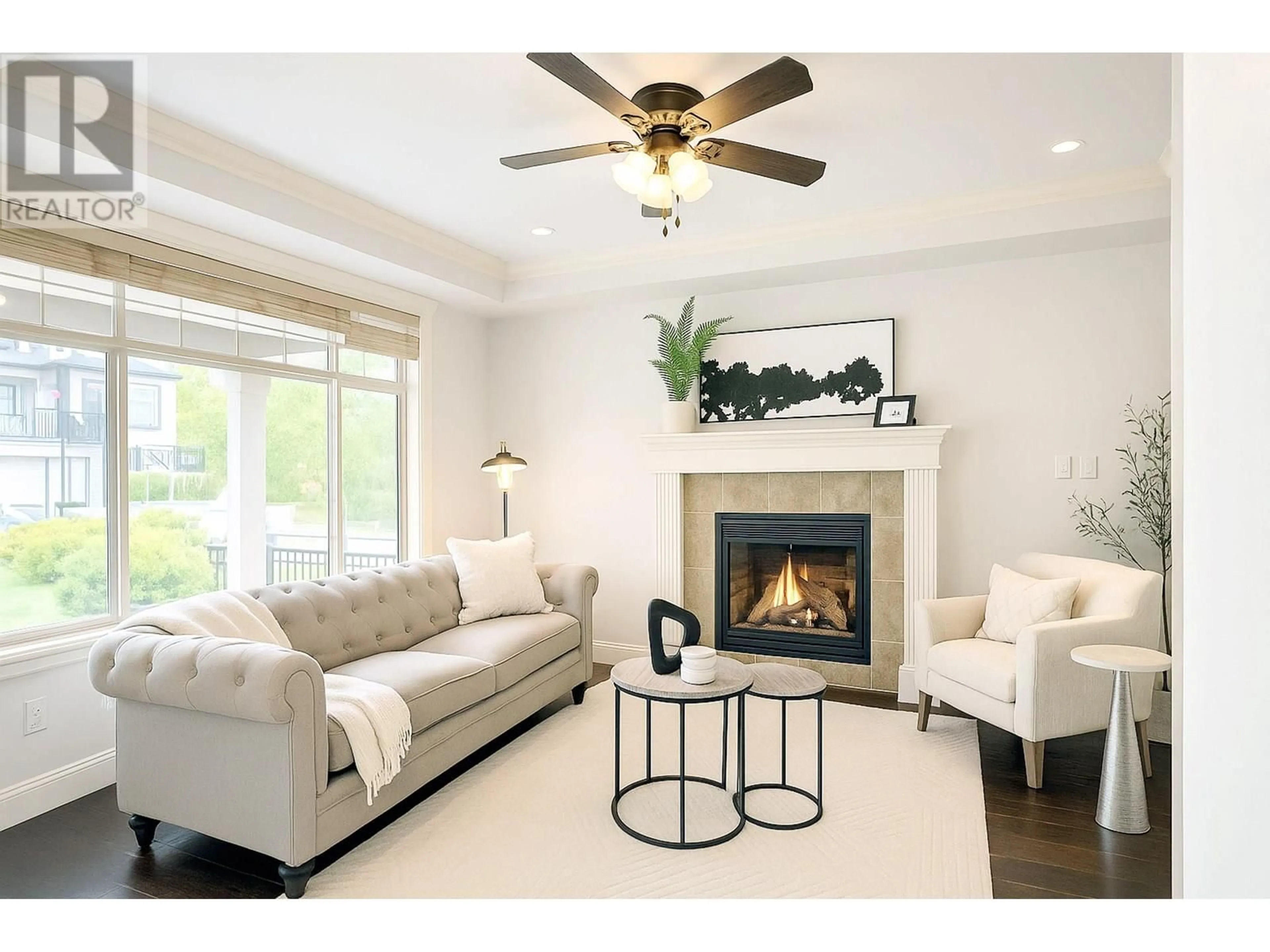 Living room with furniture, unknown for 13765 SILVER VALLEY ROAD, Maple Ridge British Columbia V4R0C2