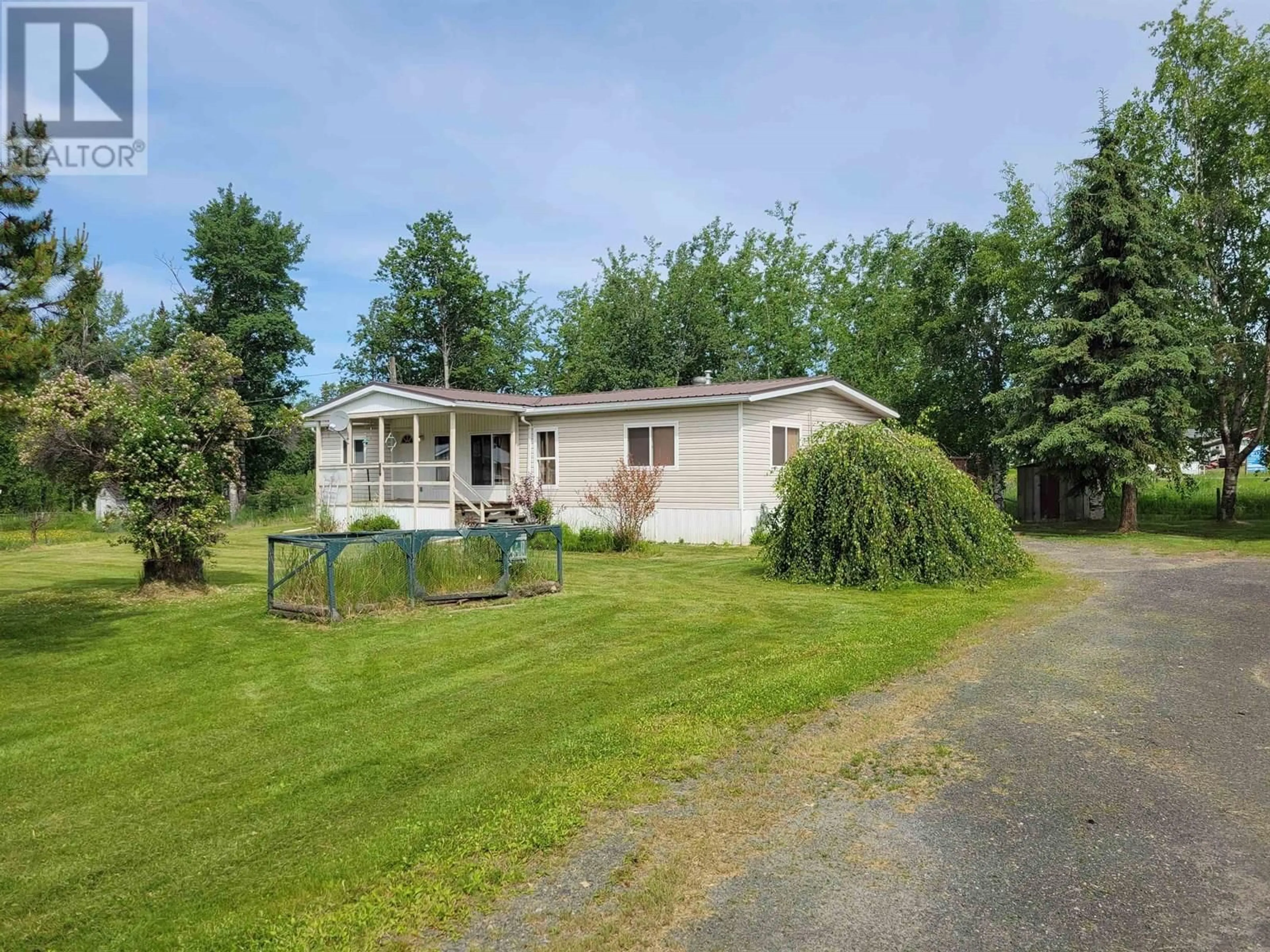 A pic from outside/outdoor area/front of a property/back of a property/a pic from drone, unknown for 346 3 RD AVENUE, Fort Fraser British Columbia V0J1N0